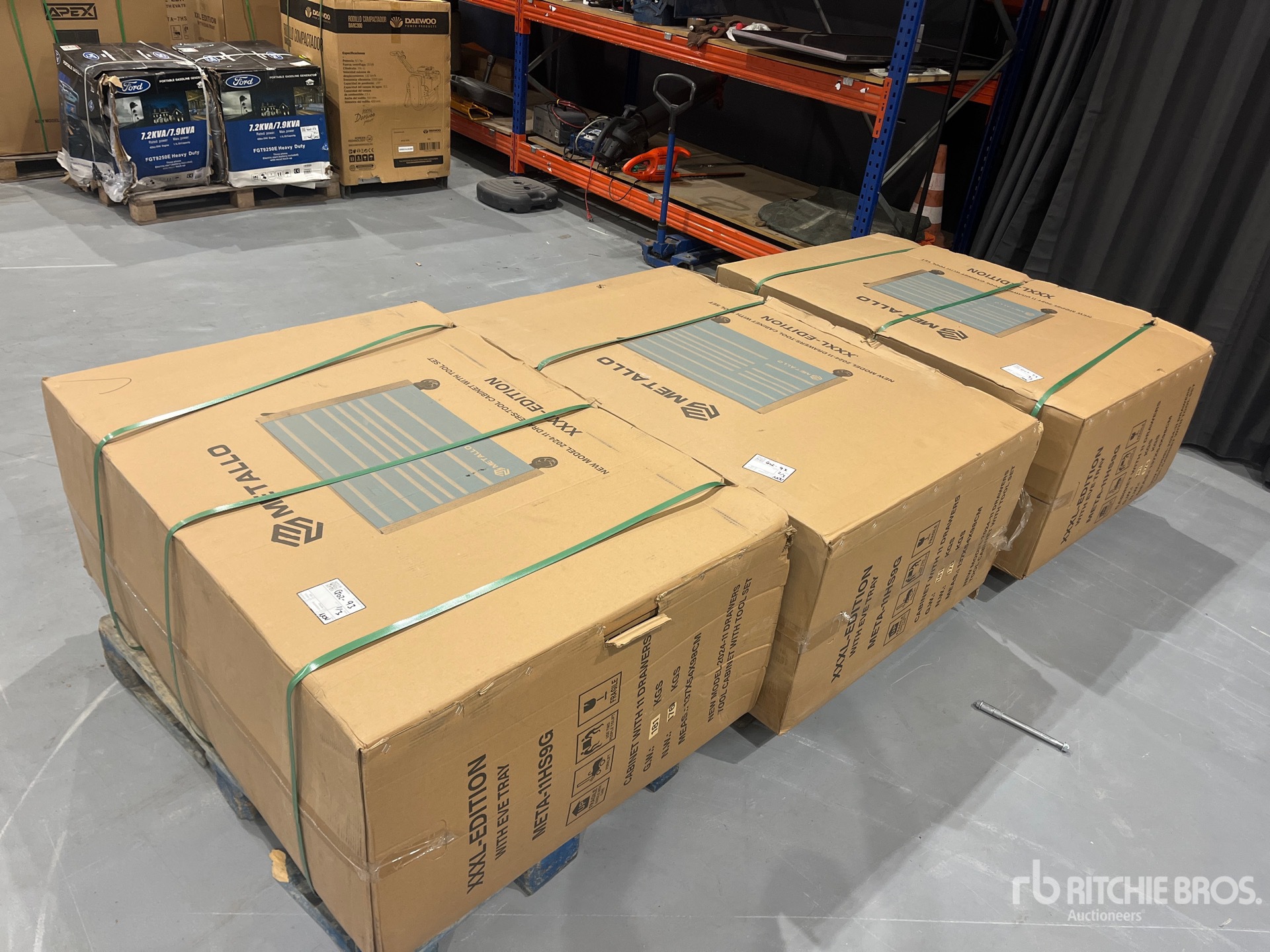 General Appearance with Picture, Left Front Corner