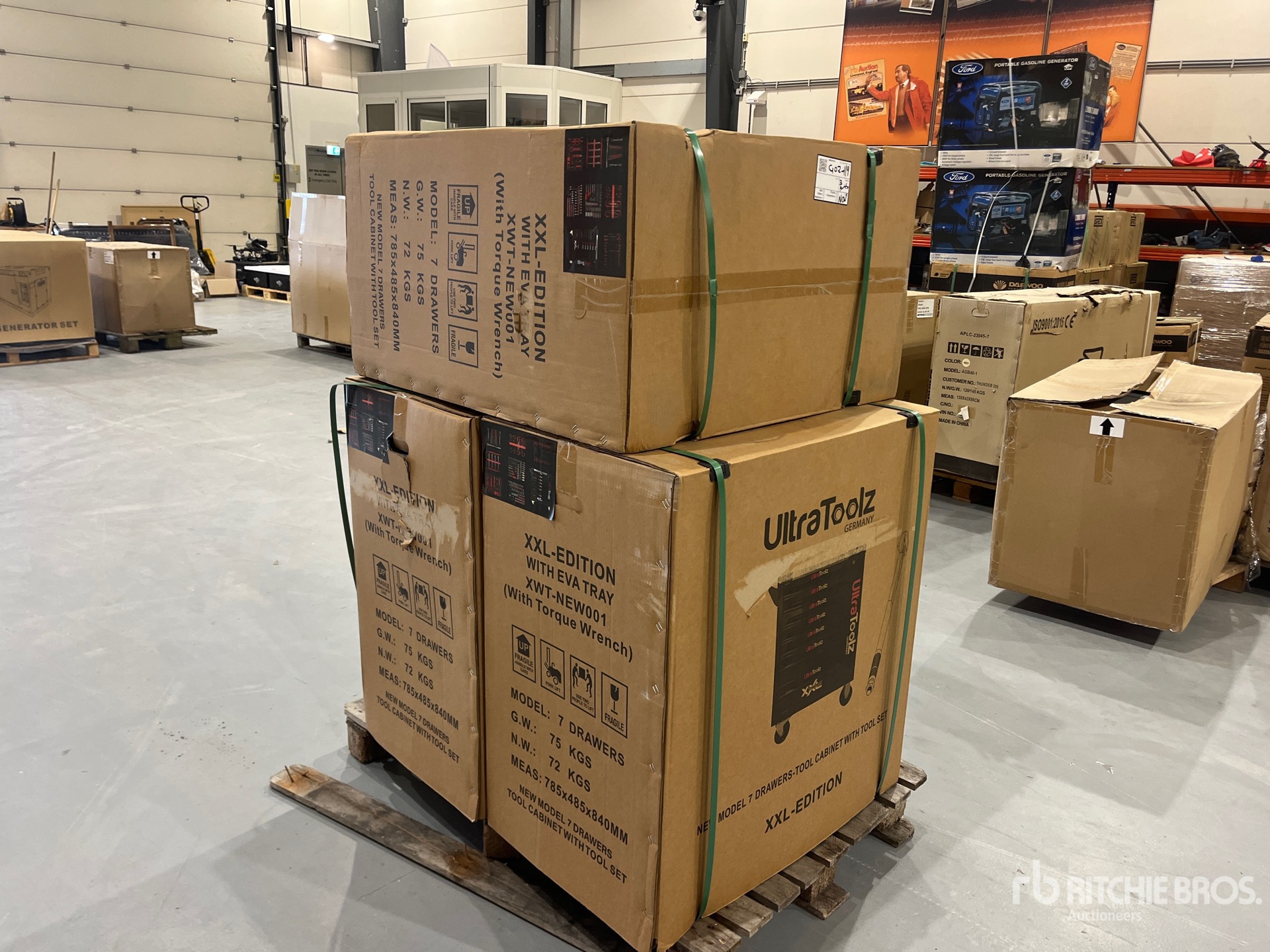 General Appearance with Picture, Right Front Corner