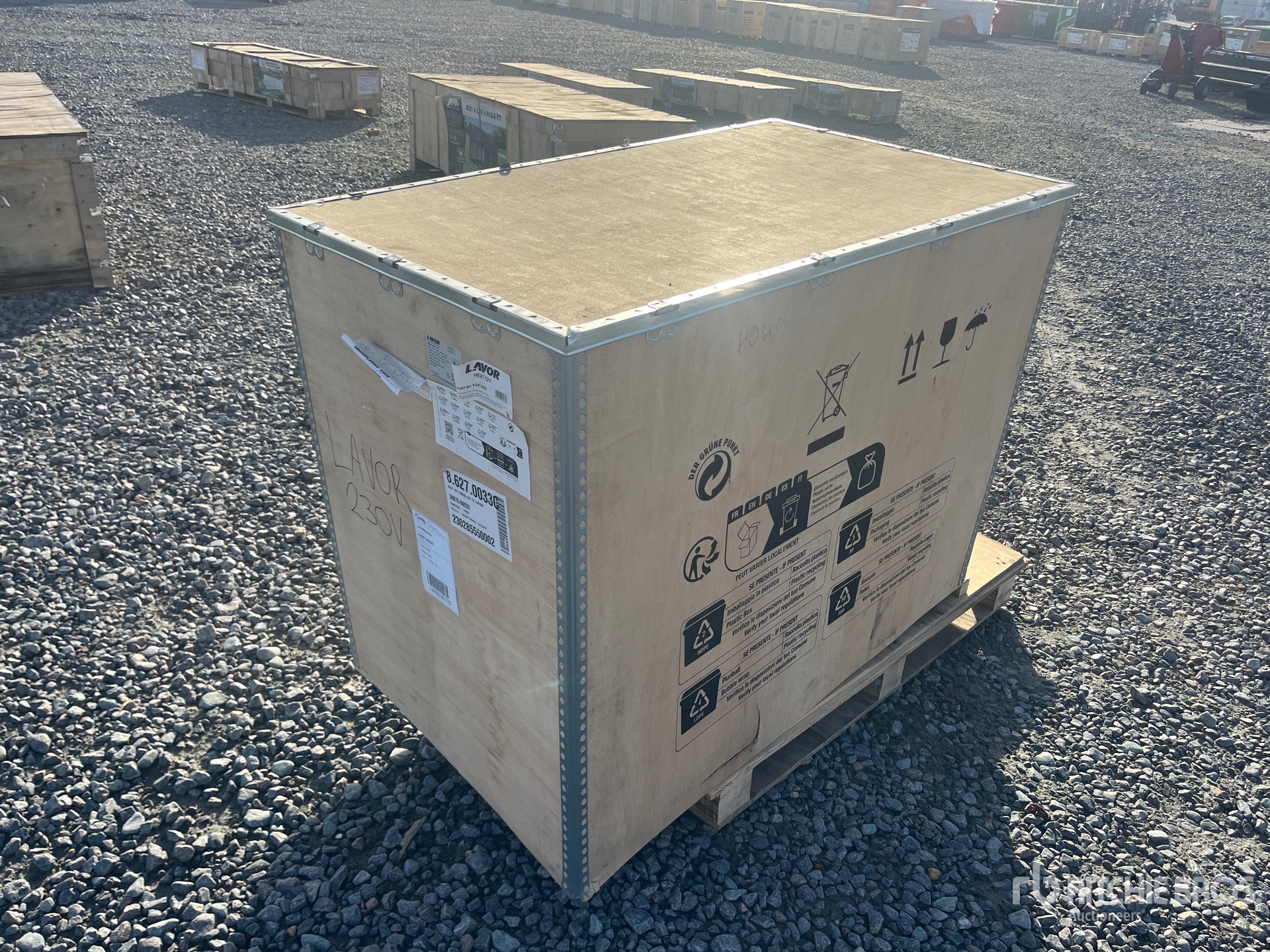 General Appearance with Picture, Left Front Corner