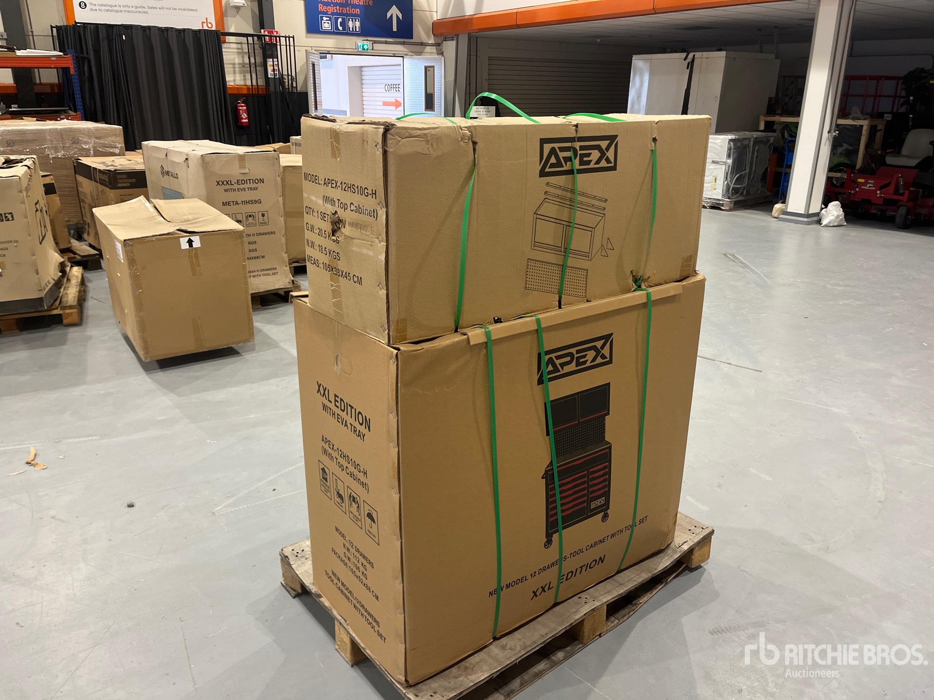 General Appearance with Picture, Right Rear Corner