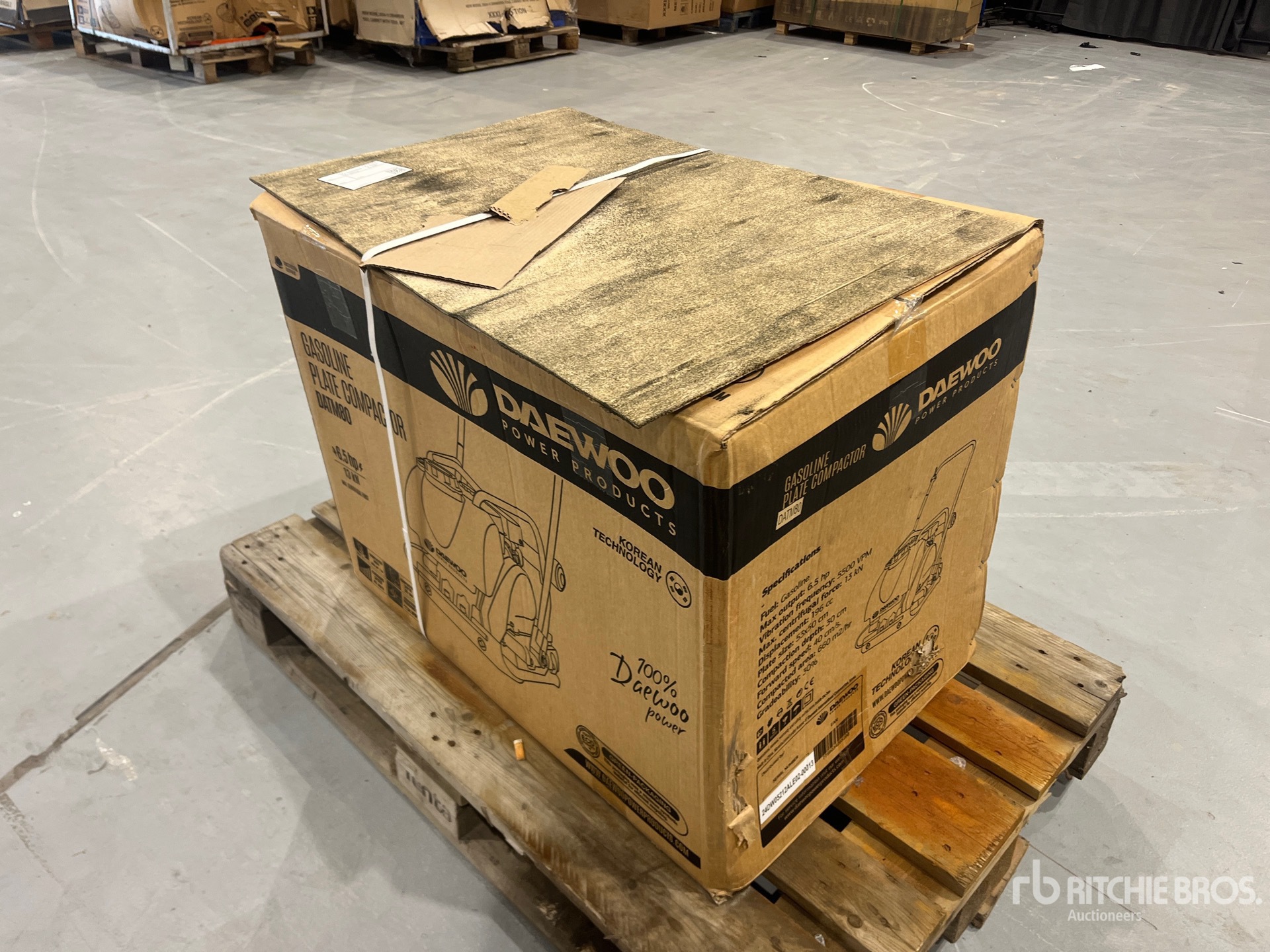 General Appearance with Picture, Right Front Corner