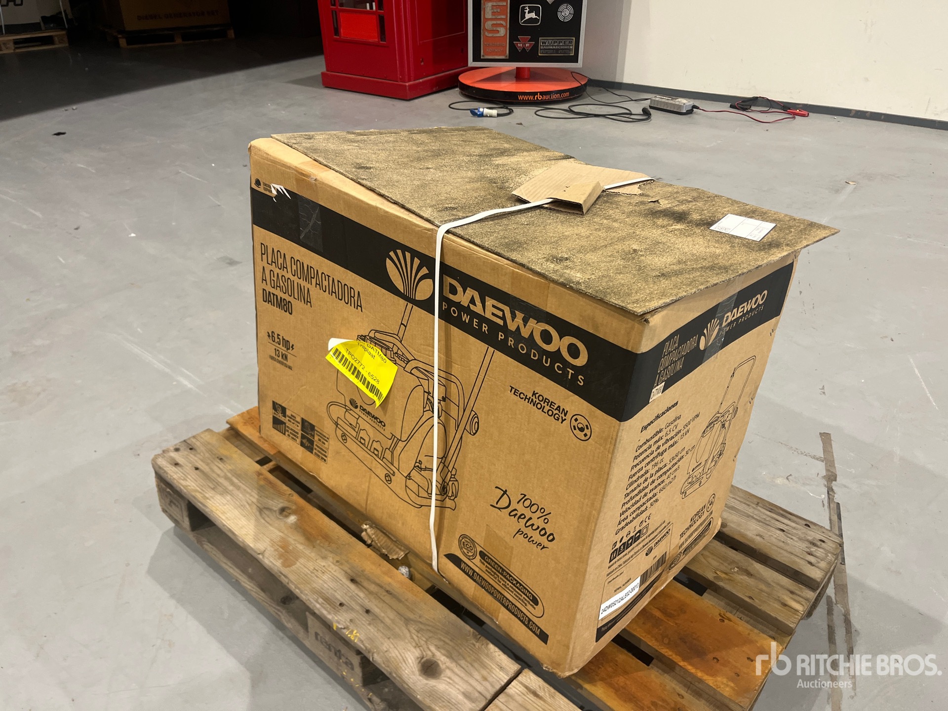 General Appearance with Picture, Left Rear Corner