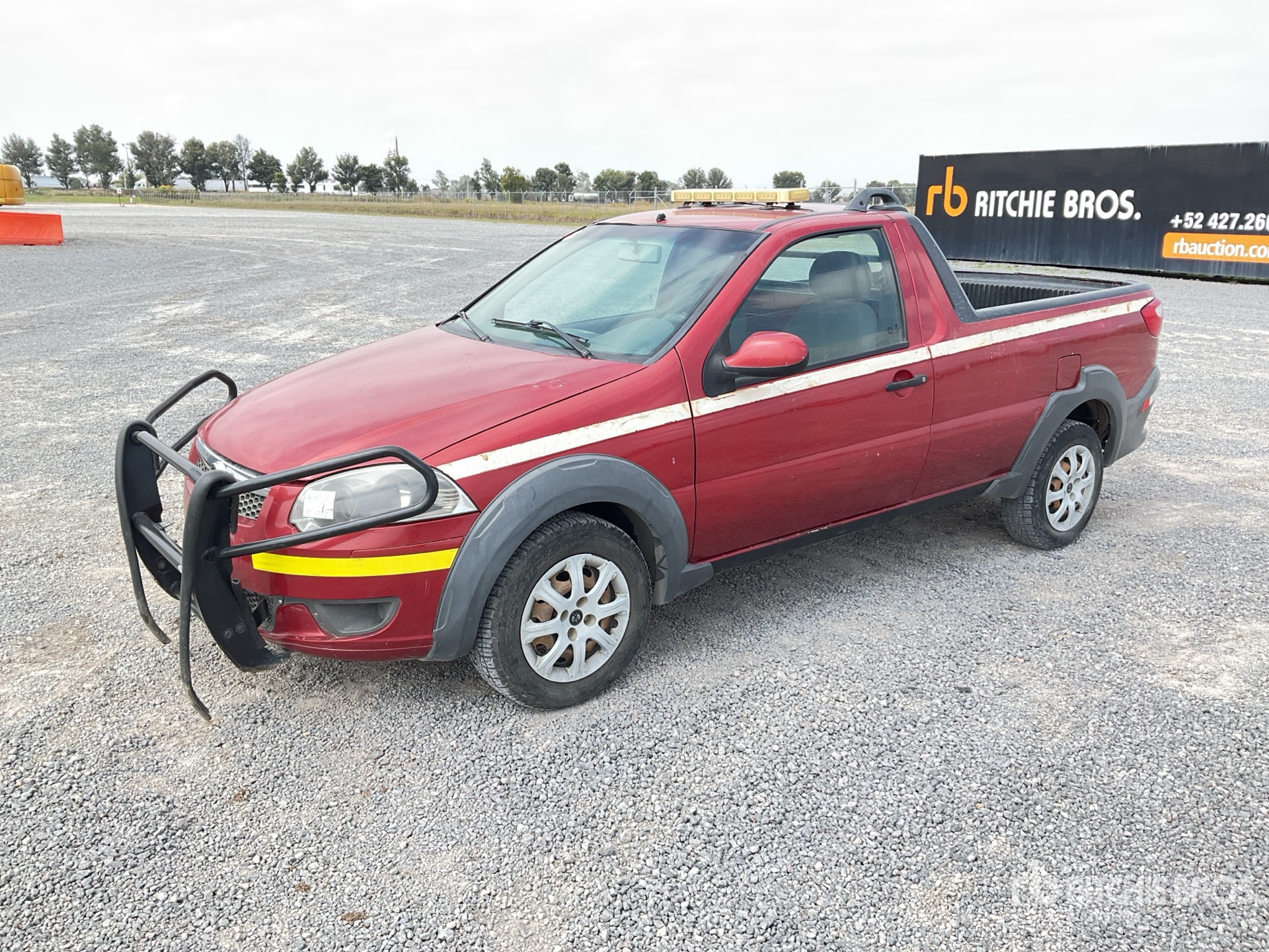 General Appearance with Picture, Left Front Corner