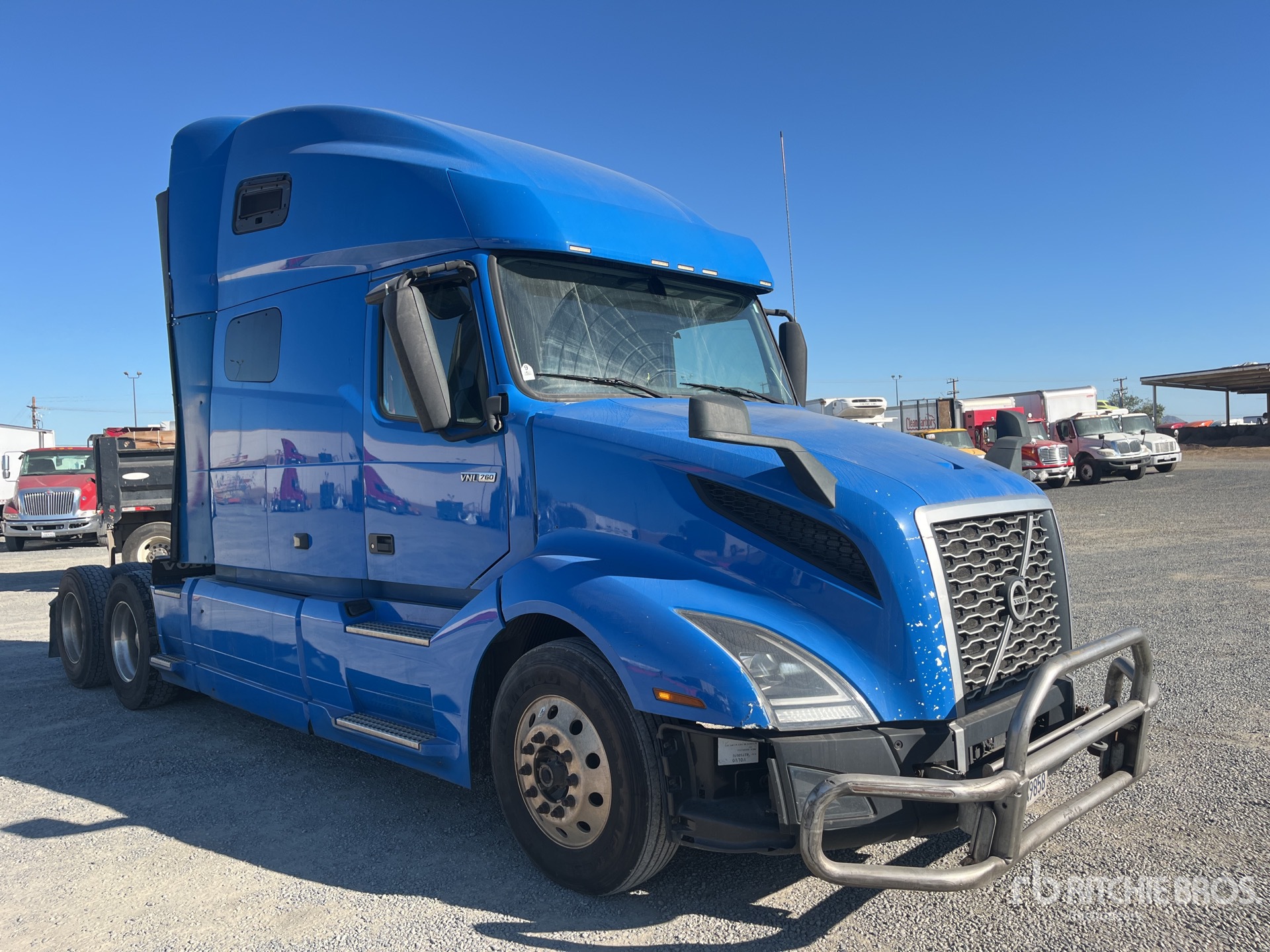 Aspect général with Image, coin avant droit