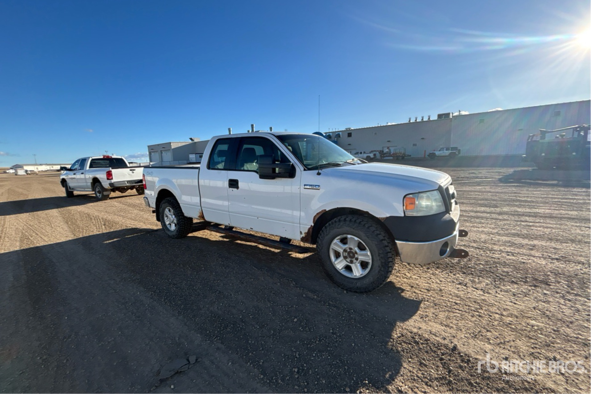 General Appearance with Picture, Right Front Corner