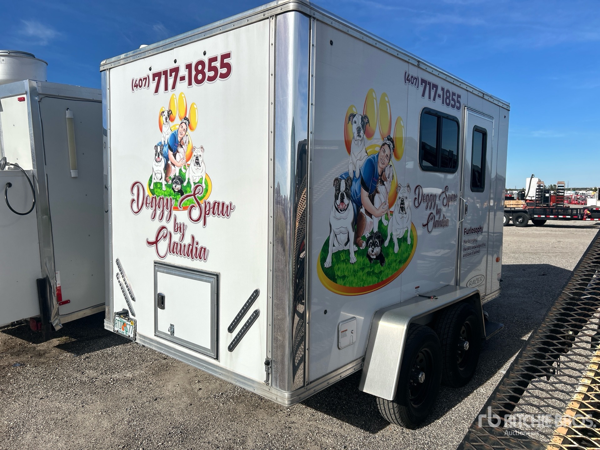 General Appearance with Picture, Right Rear Corner