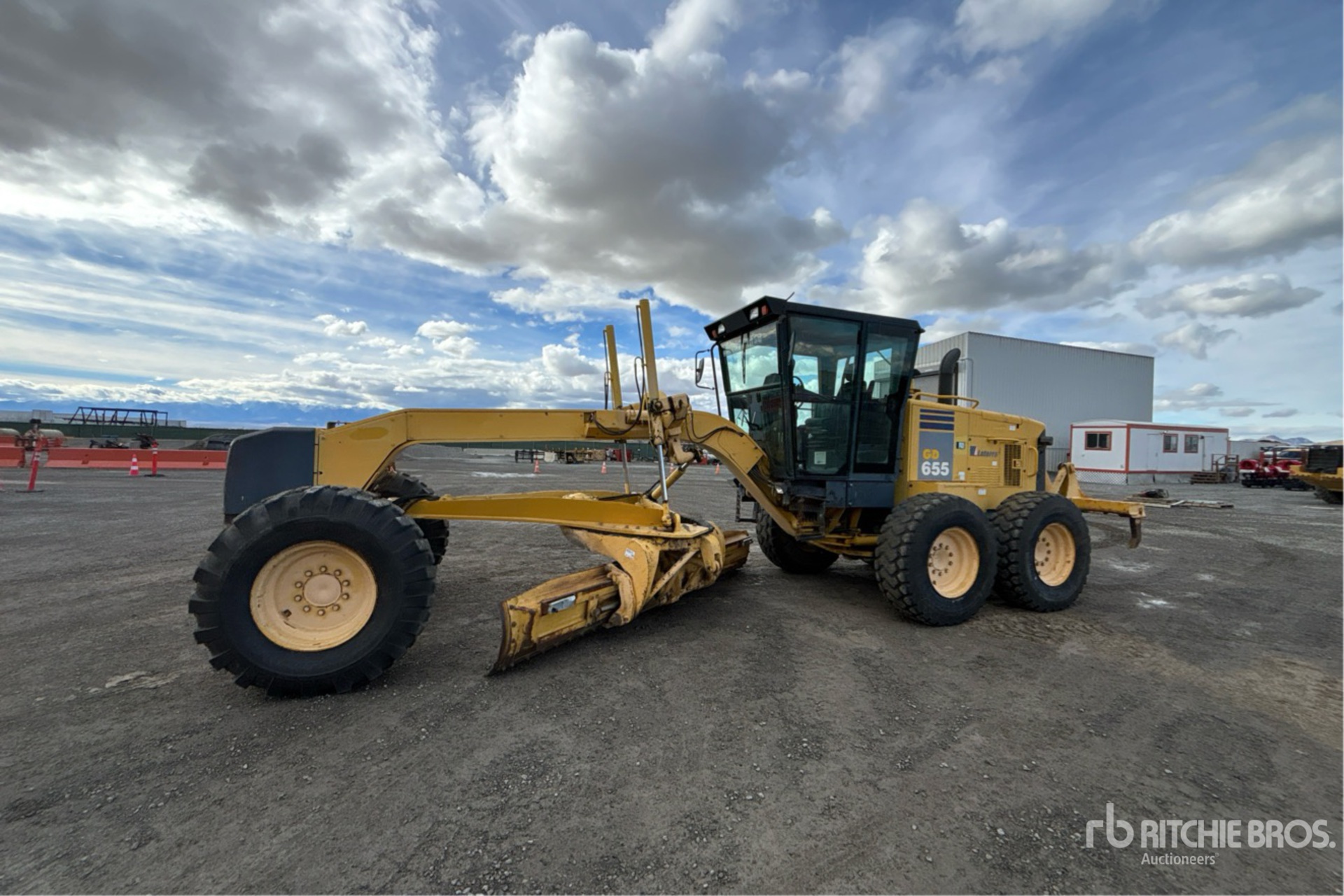 General Appearance with Imagen: esquina delantera izquierda