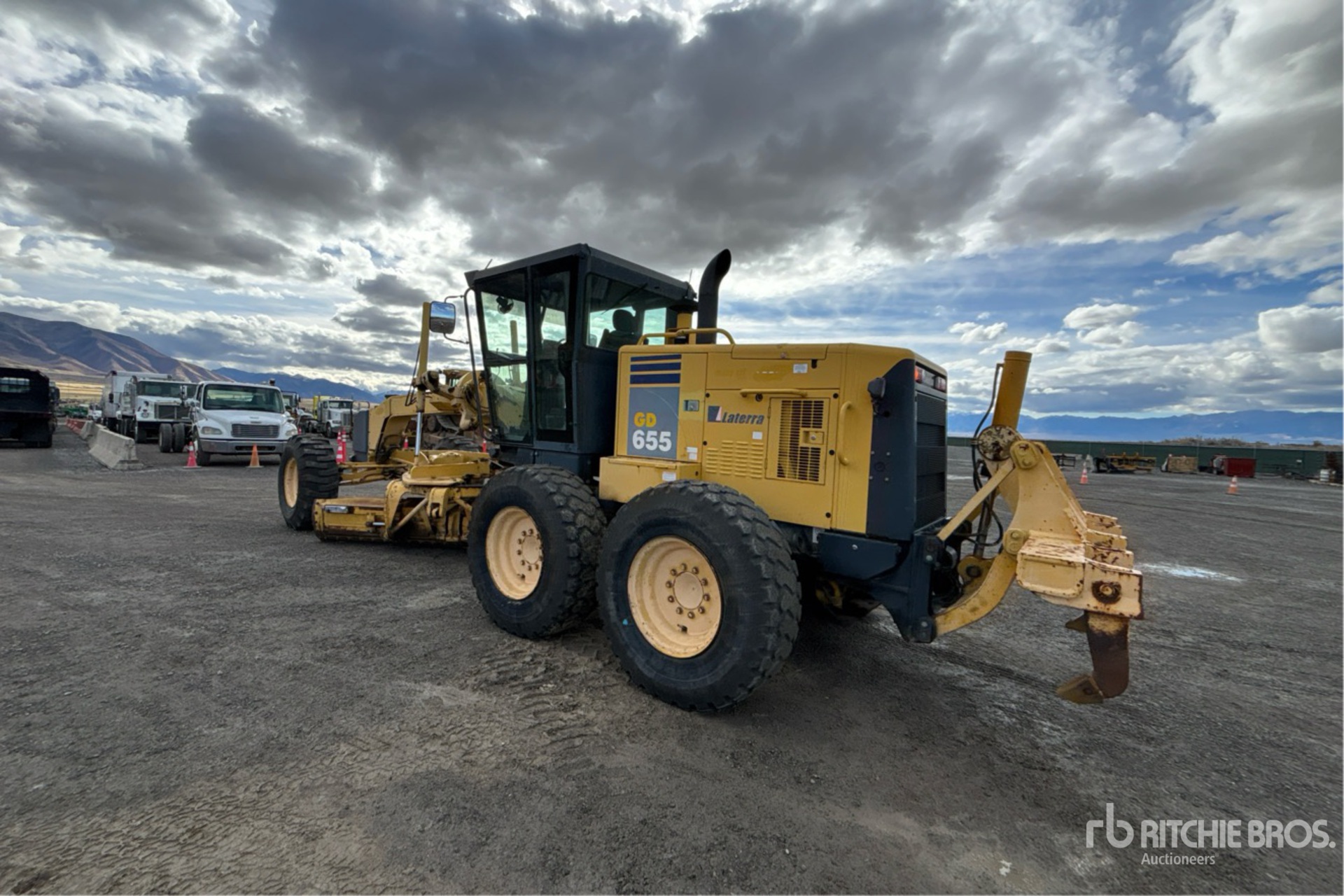 General Appearance with Imagen: esquina trasera izquierda