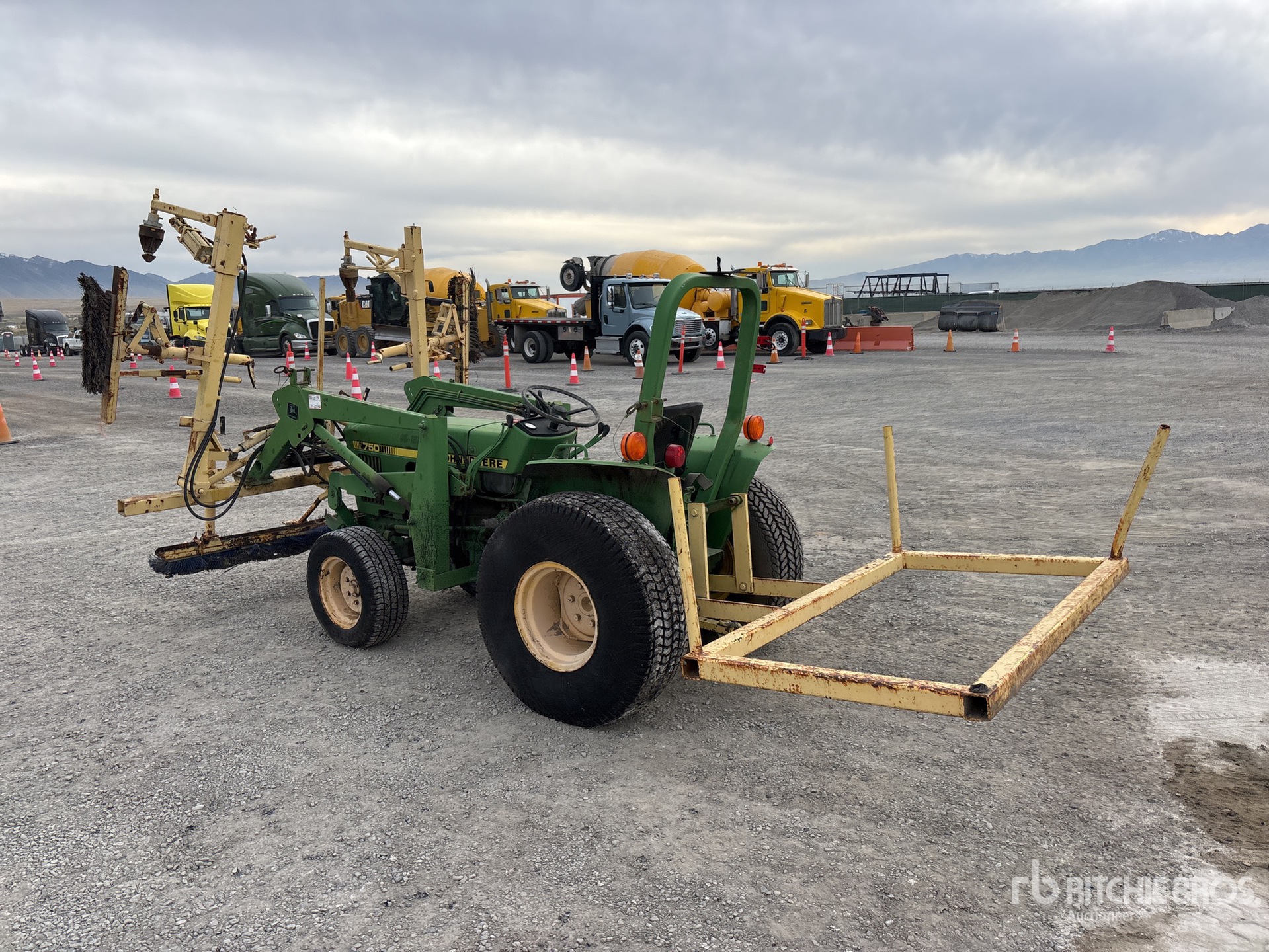 General Appearance with Imagen: esquina trasera izquierda