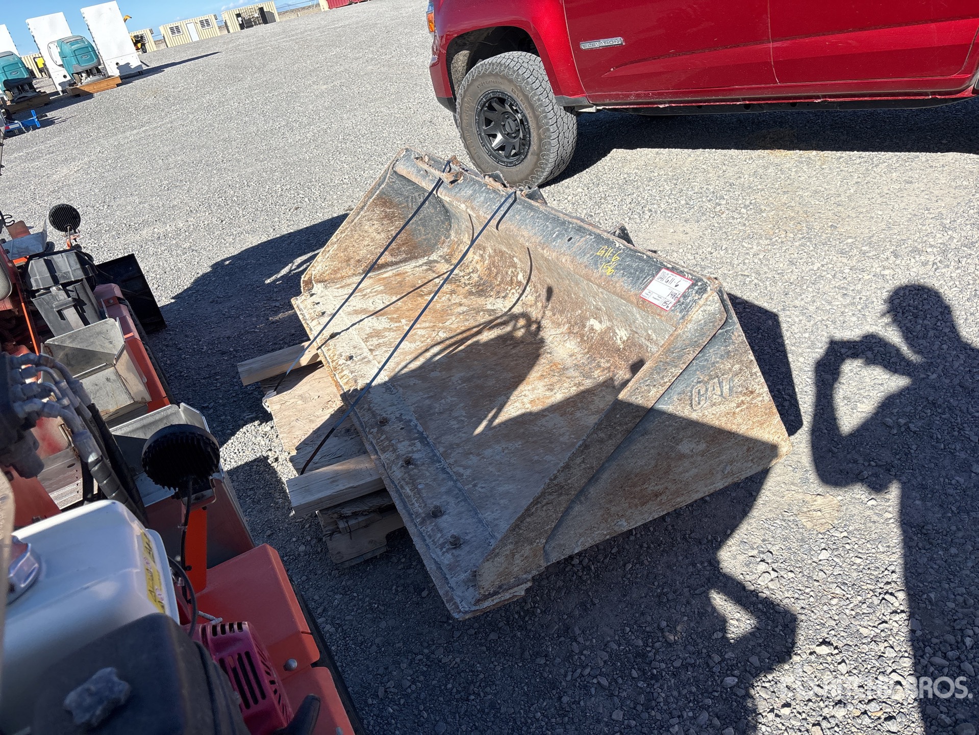 Aspect général with Image, coin avant gauche