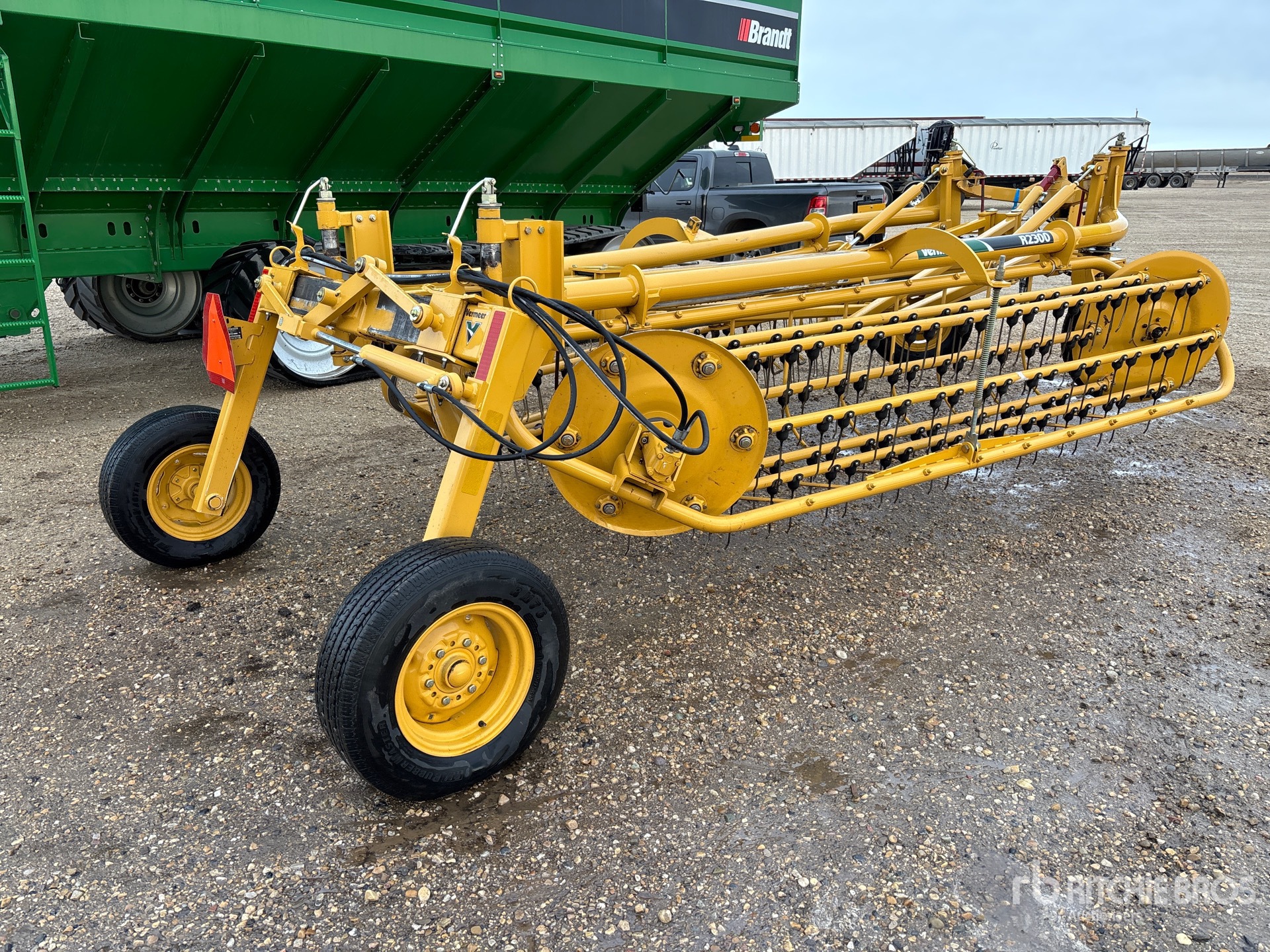 General Appearance with Imagen: esquina trasera derecha