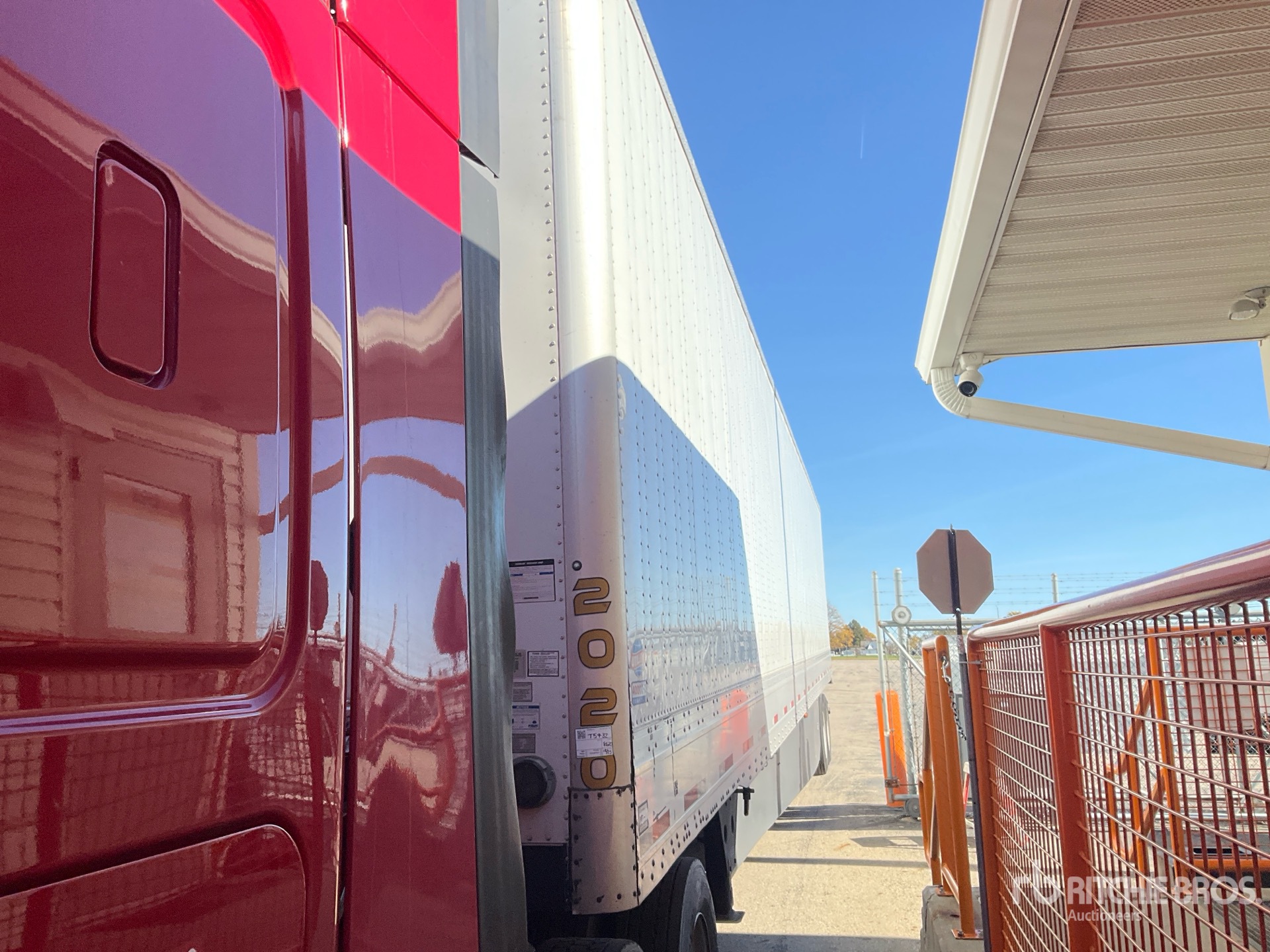 General Appearance with Featured Photo