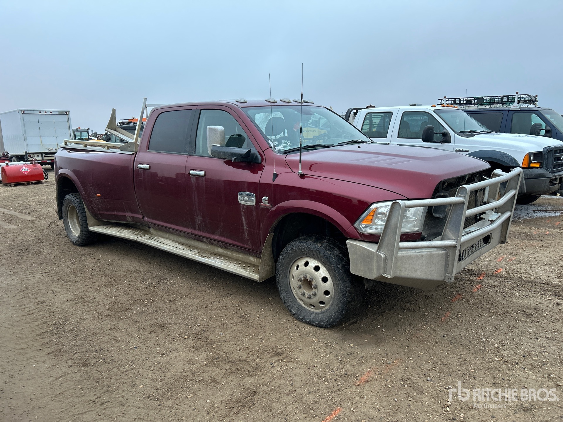 General Appearance with Bild, Ecke vorne rechts