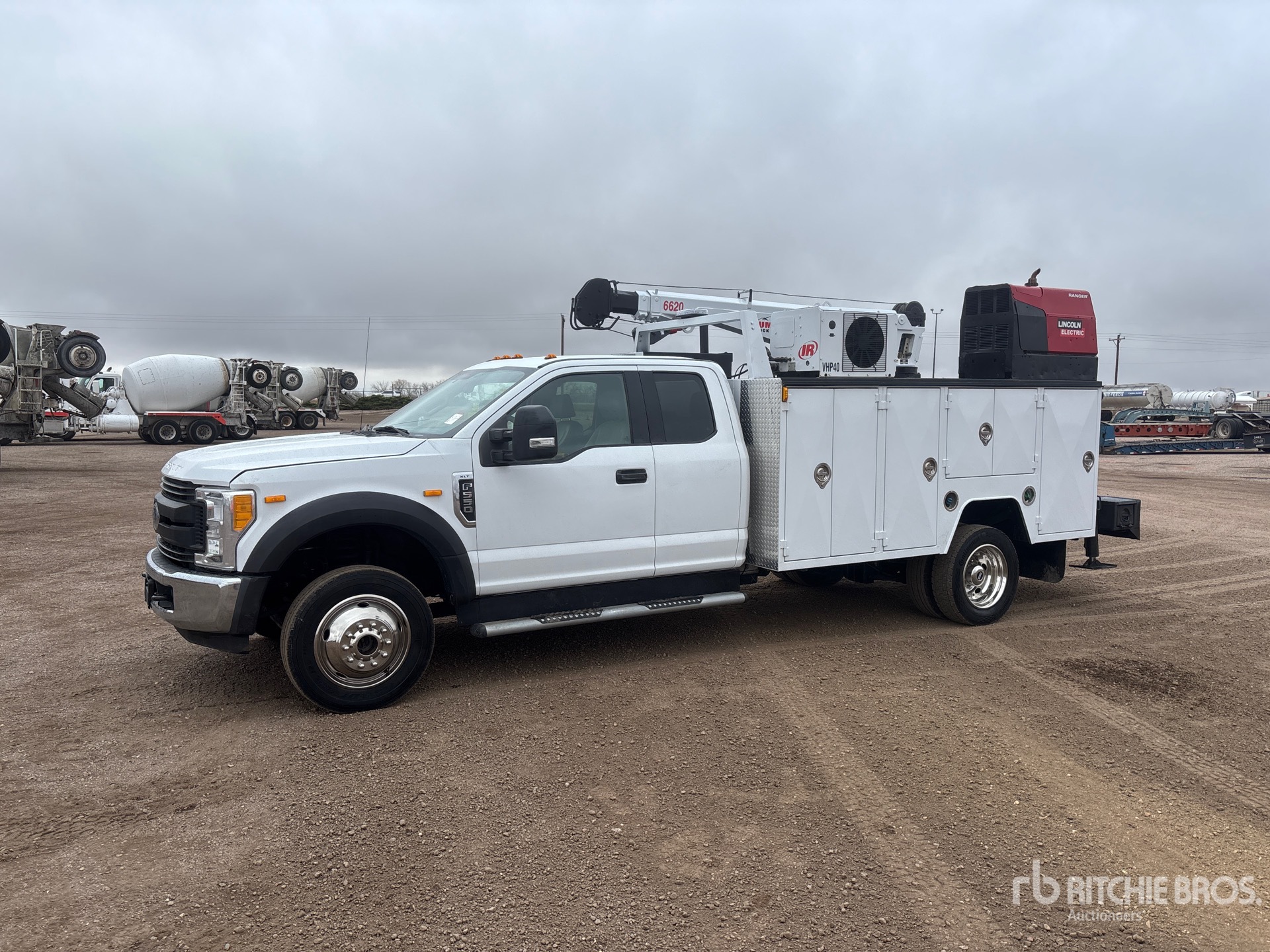 General Appearance with Picture, Left Front Corner