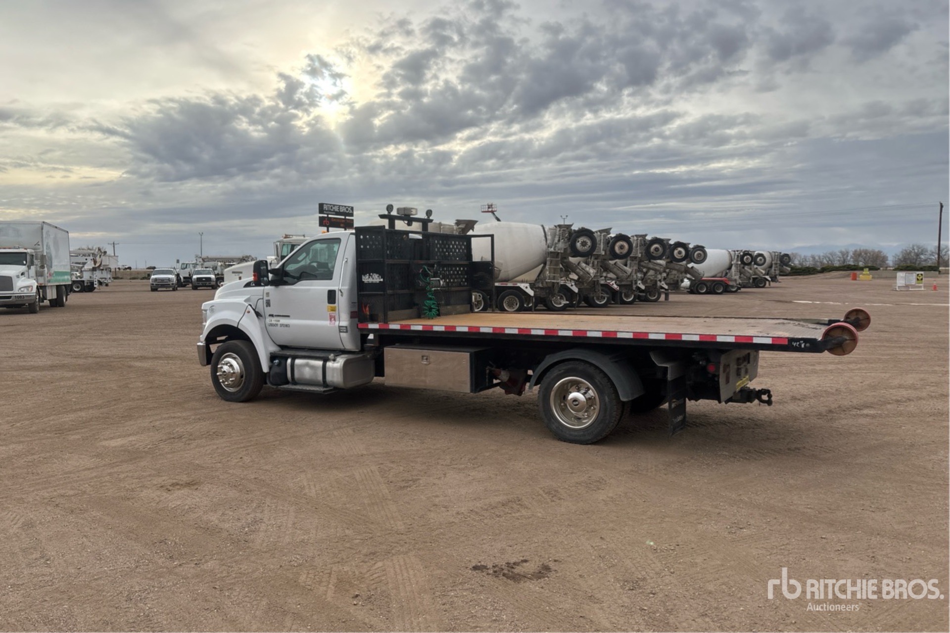 General Appearance with Imagen: esquina trasera izquierda