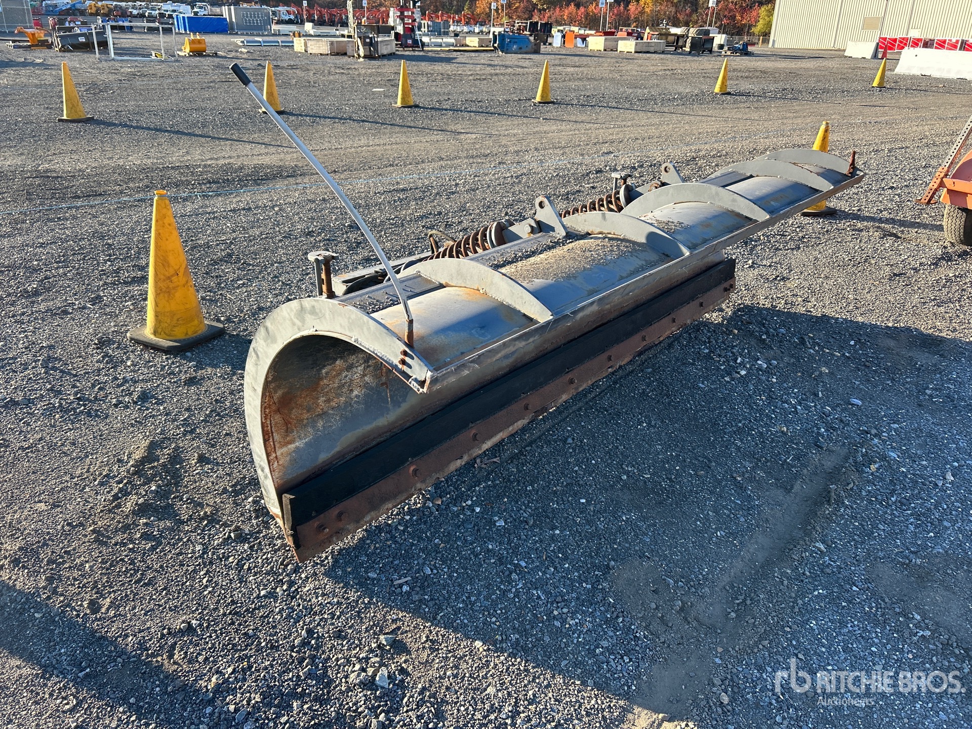 General Appearance with Bild, Ecke vorne rechts