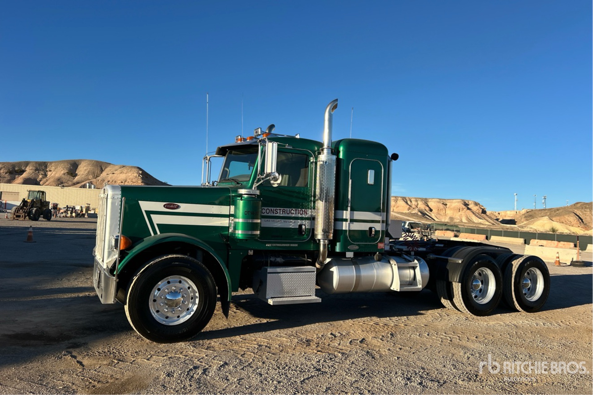 General Appearance with Image, coin avant gauche