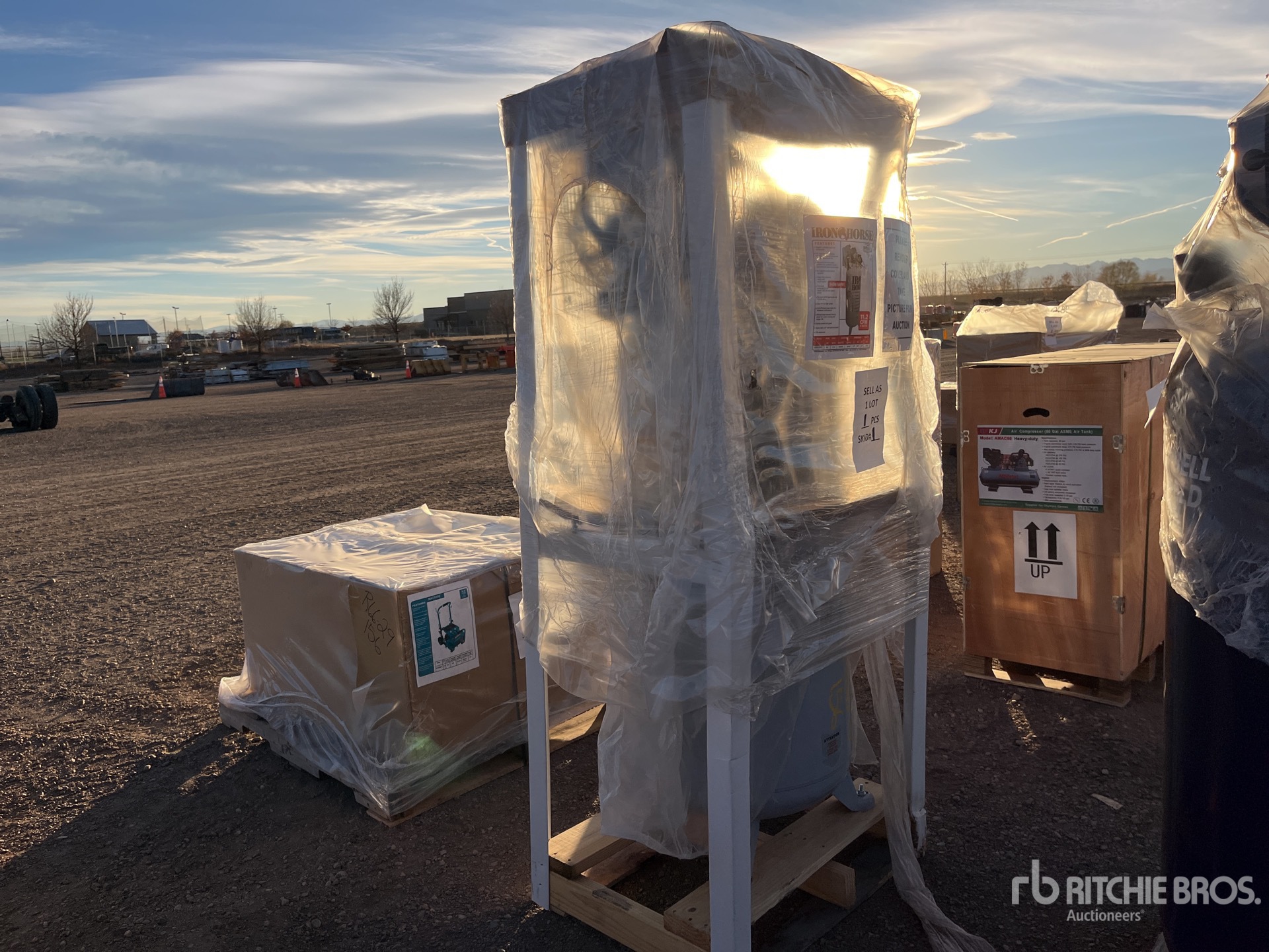 General Appearance with Imagen: esquina delantera derecha