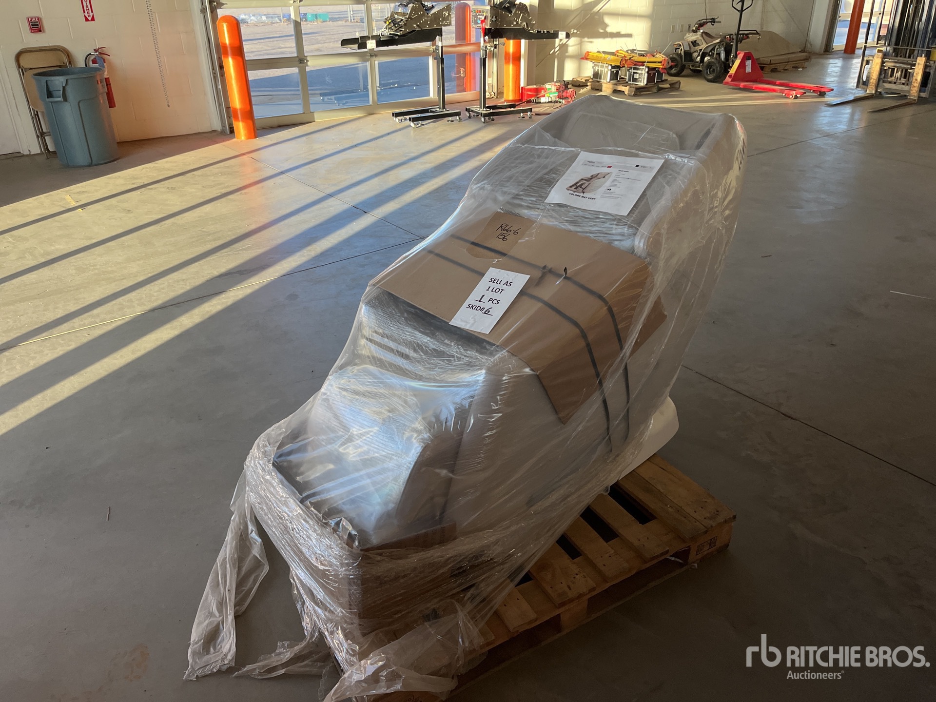 General Appearance with Picture, Left Front Corner