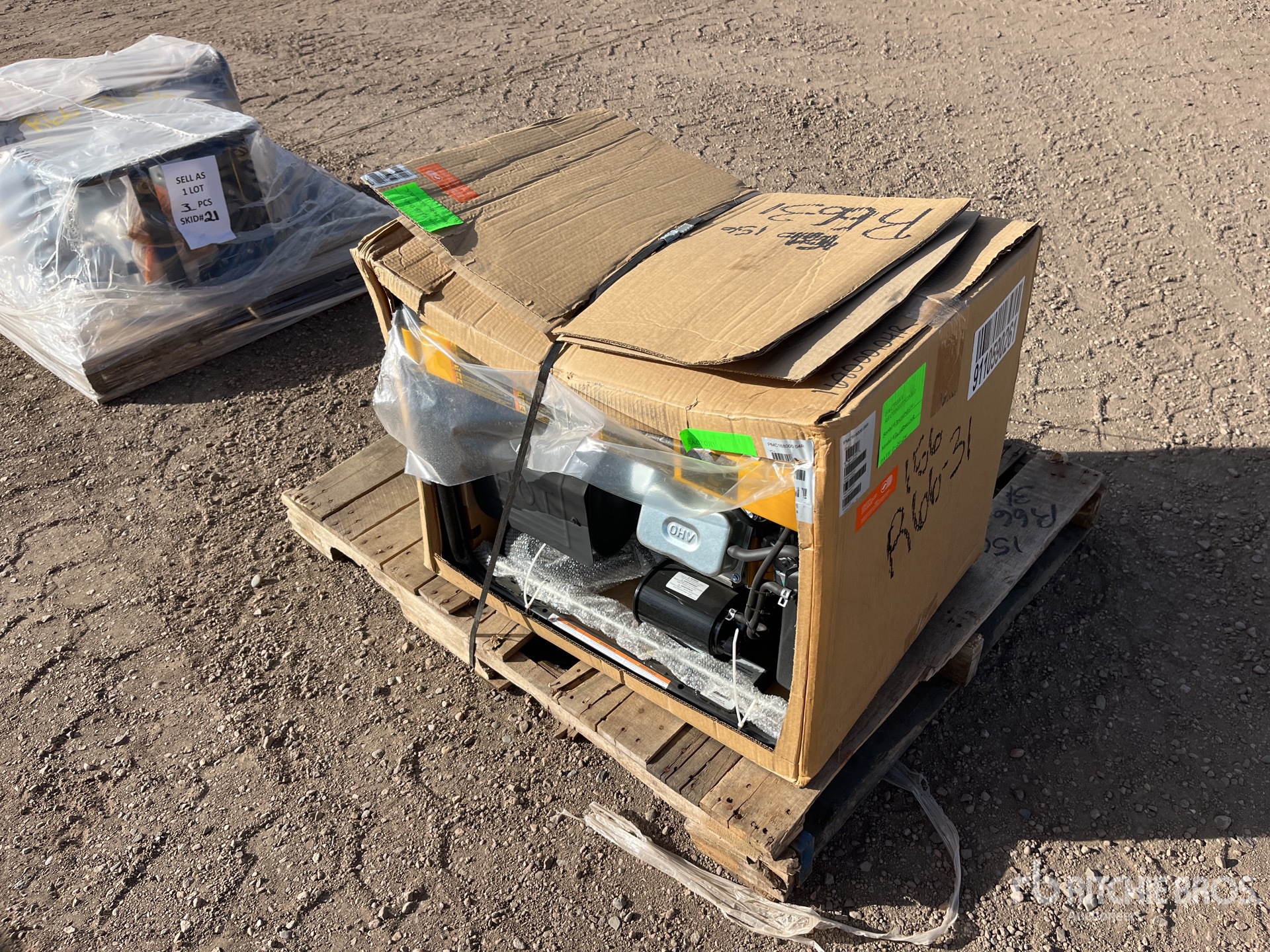 General Appearance with Picture, Left Front Corner