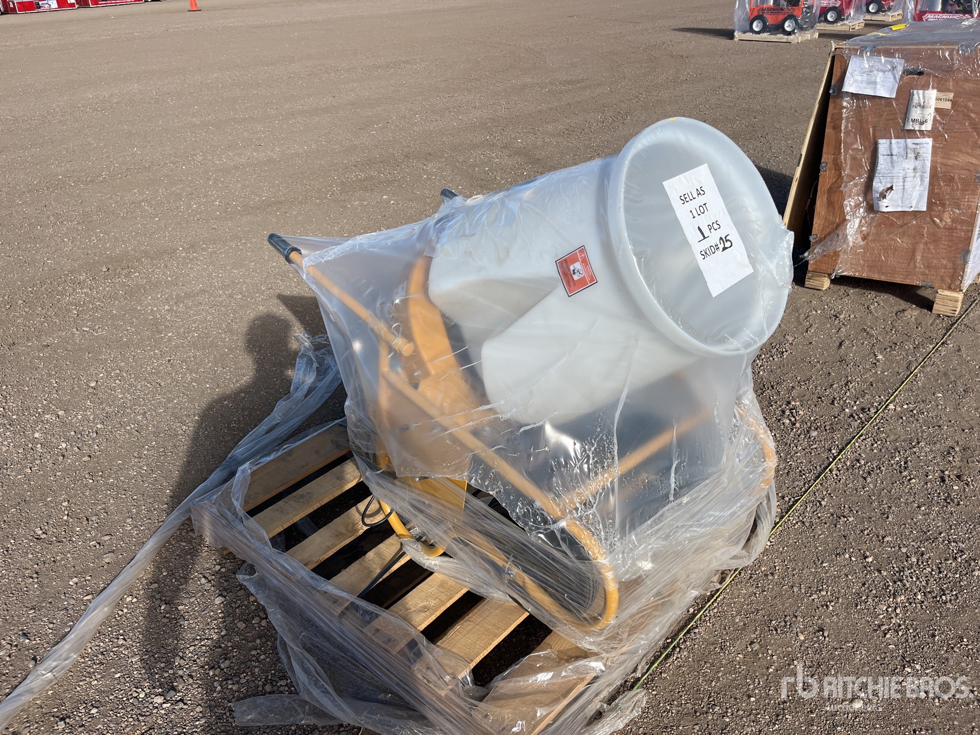 General Appearance with Picture, Right Front Corner