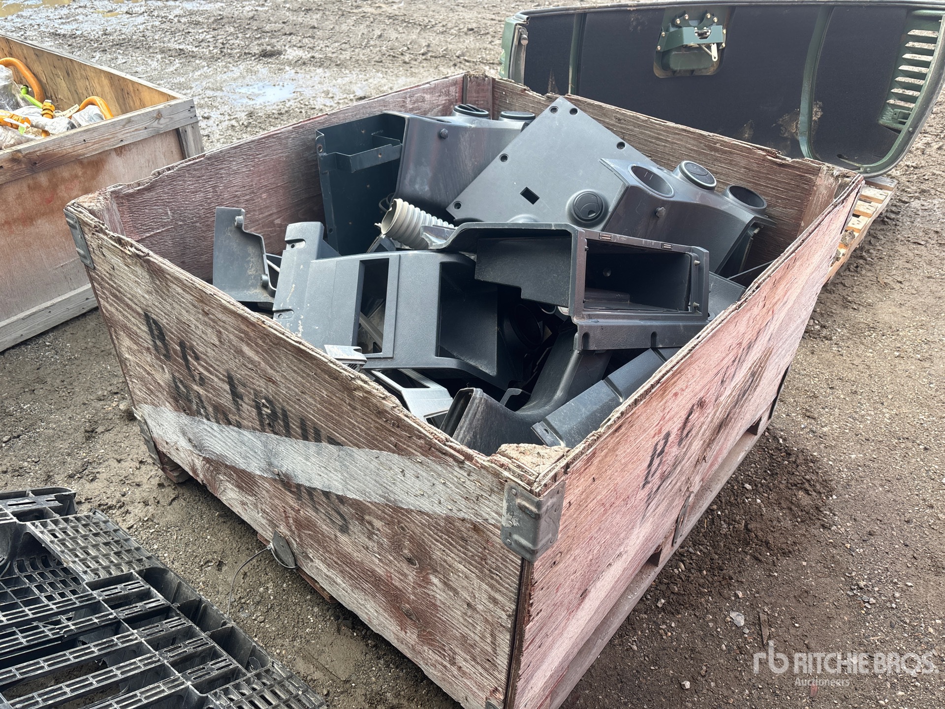 General Appearance with Bild, Ecke hinten rechts