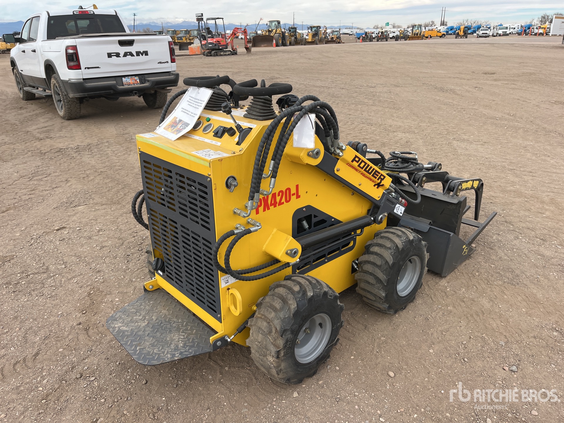 General Appearance with Imagen: esquina trasera derecha