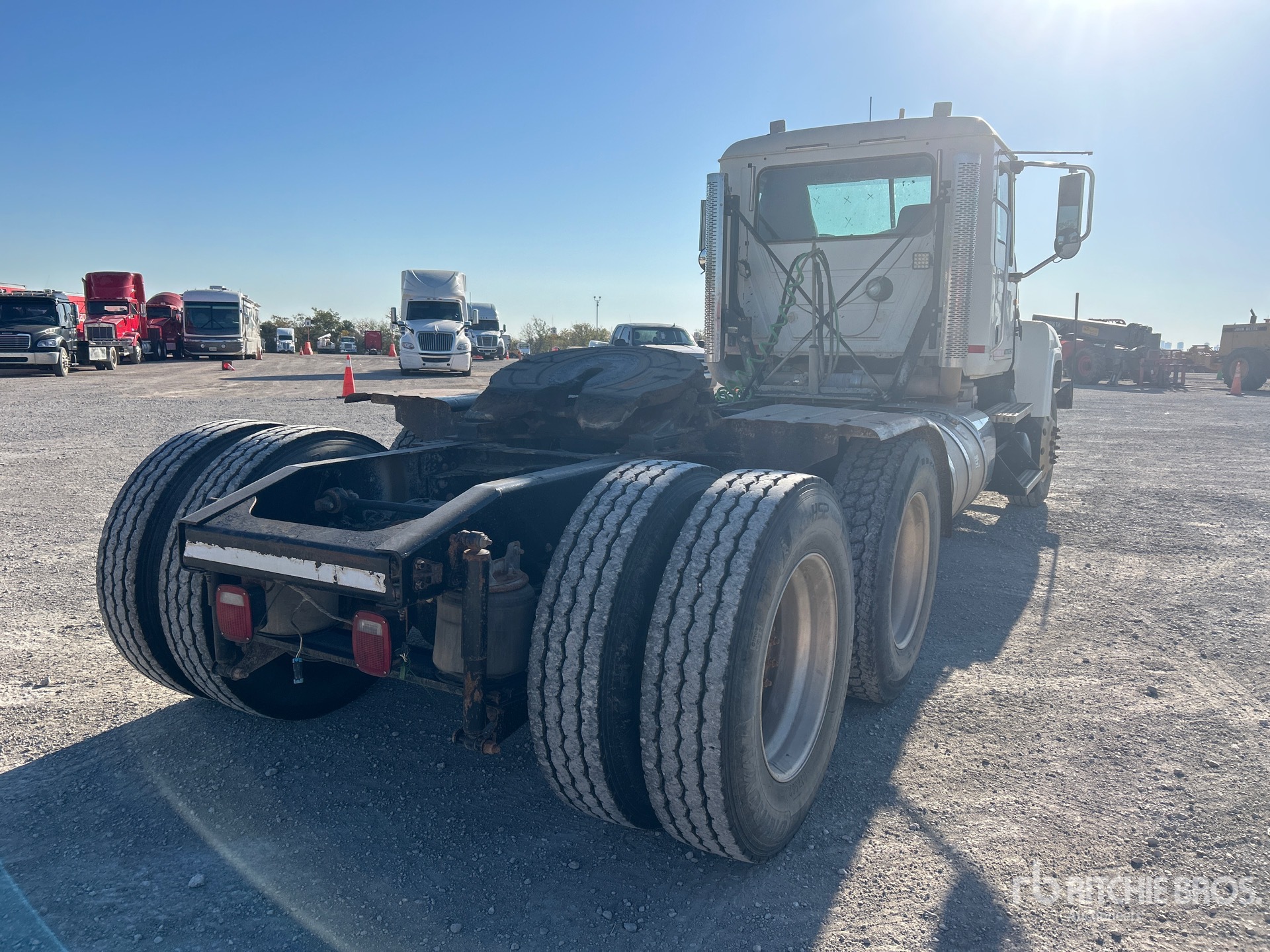 General Appearance with Bild, Ecke hinten rechts