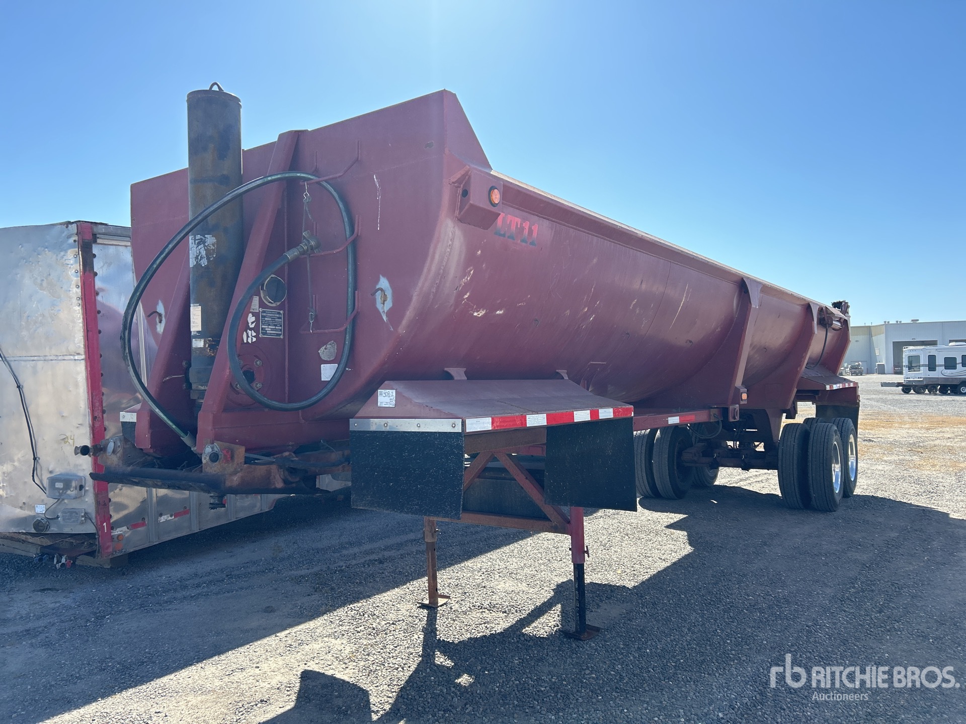 General Appearance with Featured Photo