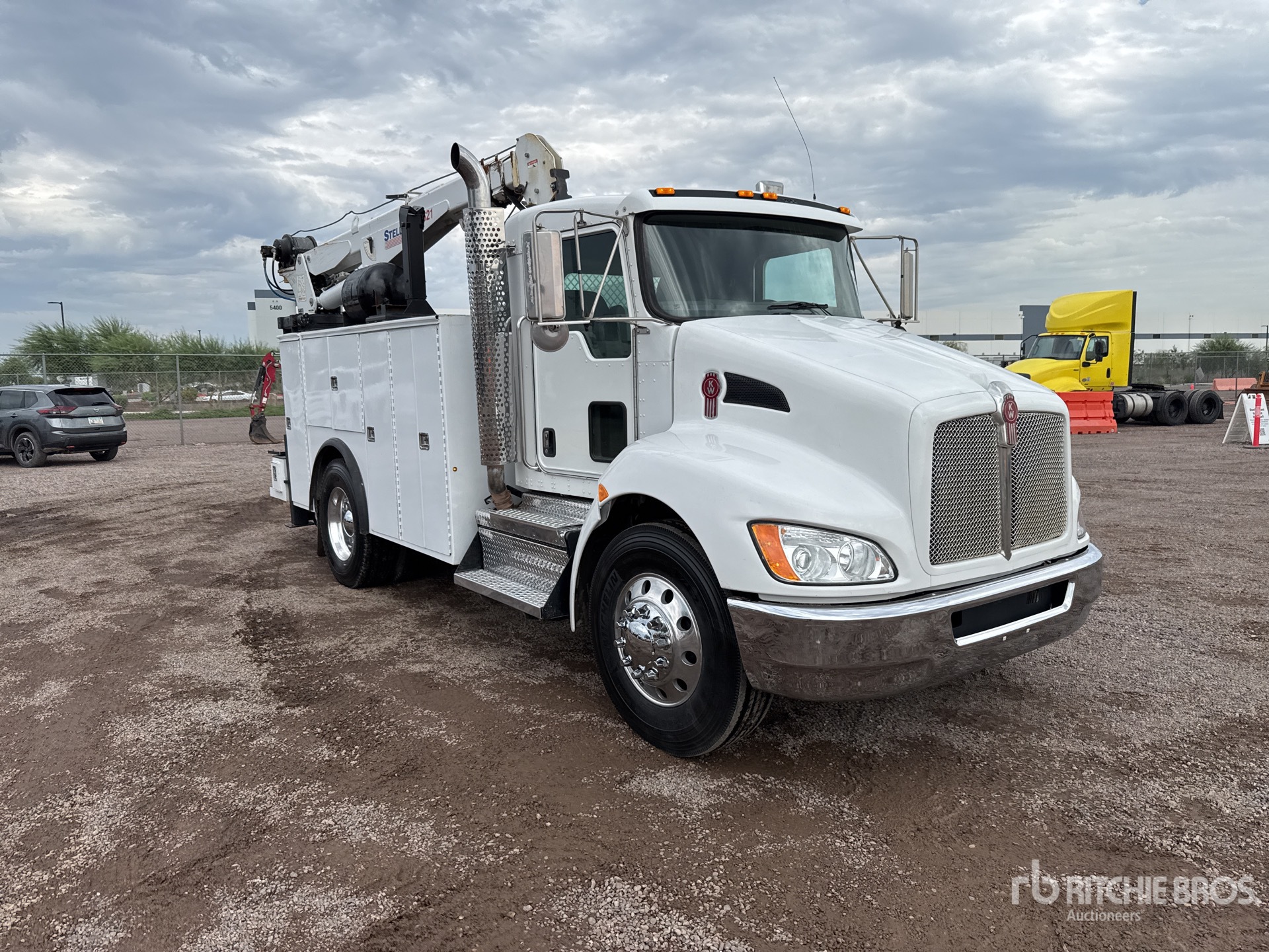 General Appearance with Picture, Right Front Corner