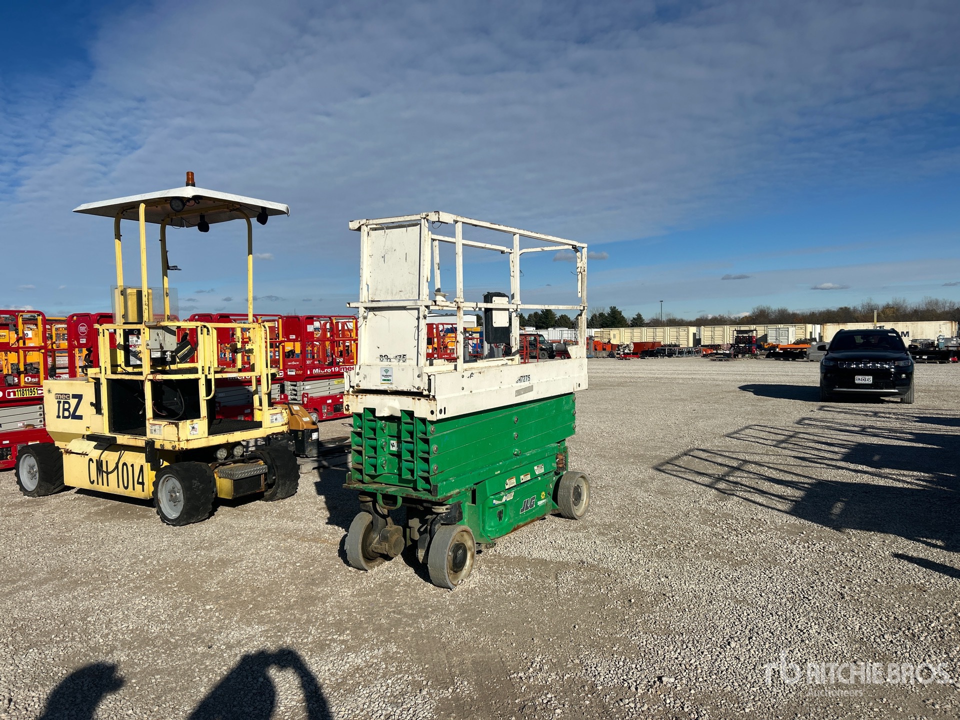 General Appearance with Bild, Ecke vorne links