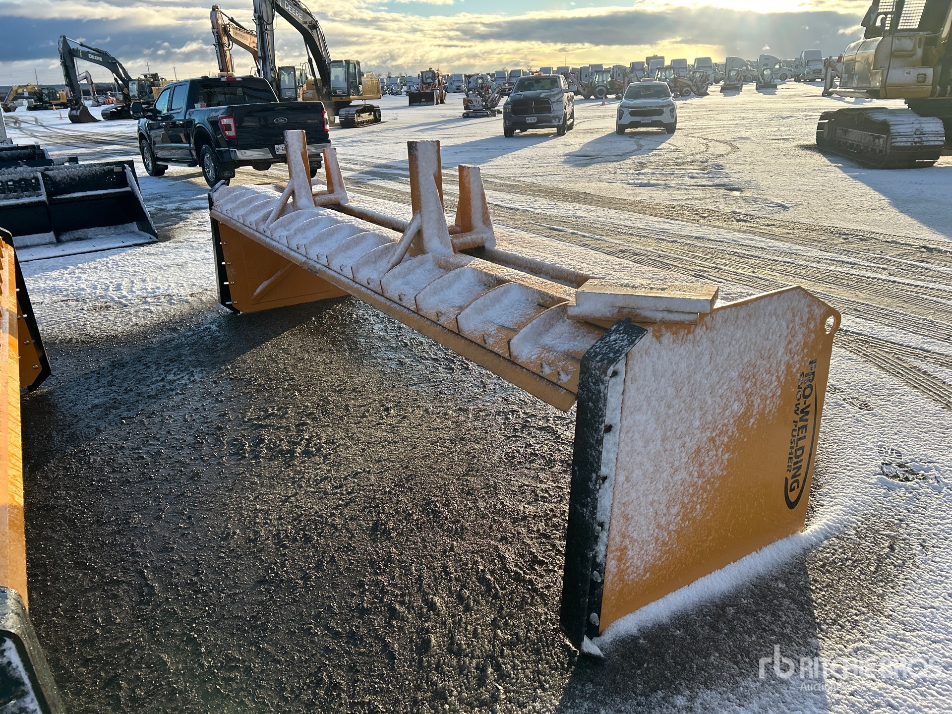 General Appearance with Image, coin avant droit