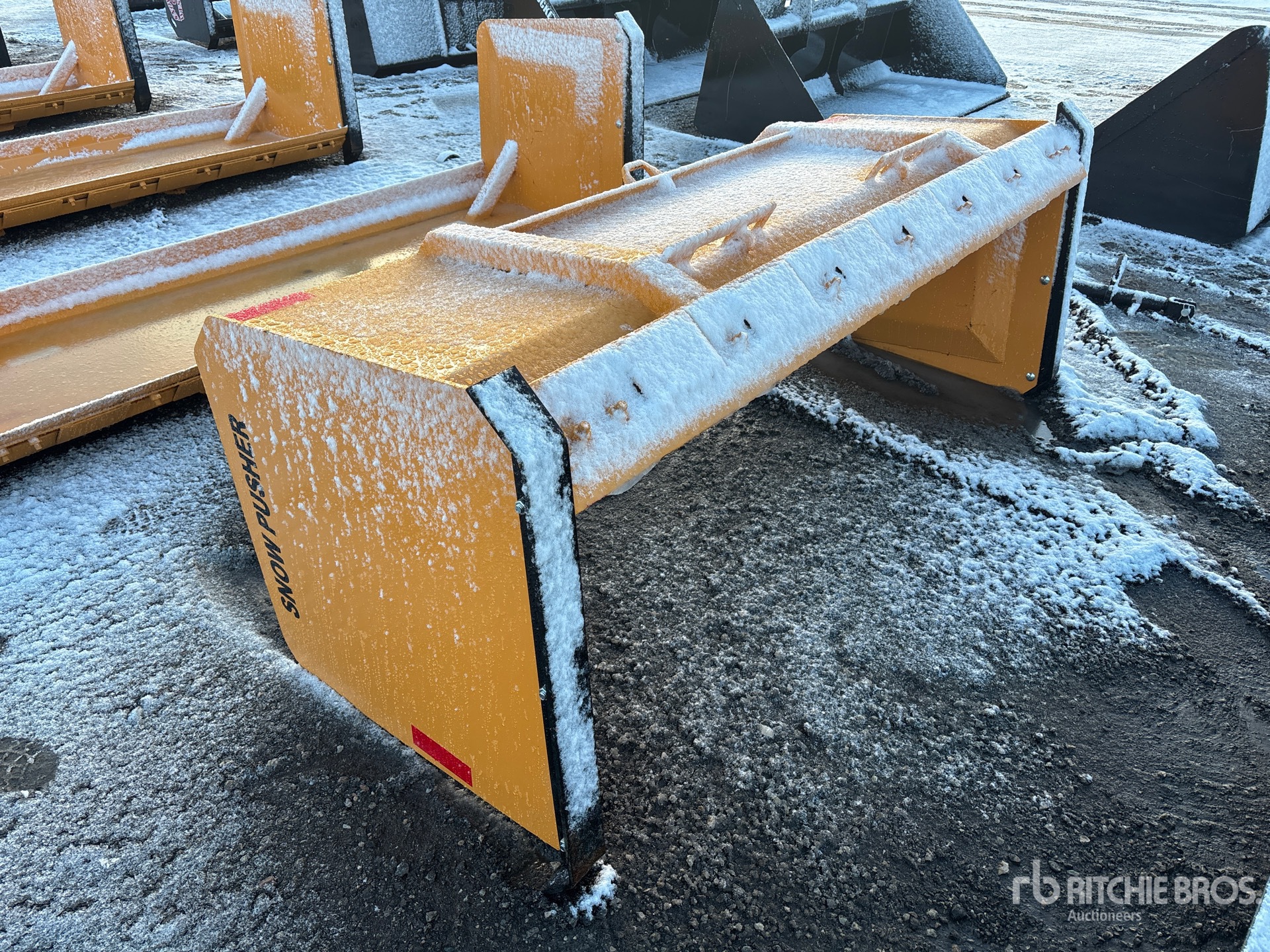 General Appearance with Image, coin avant droit