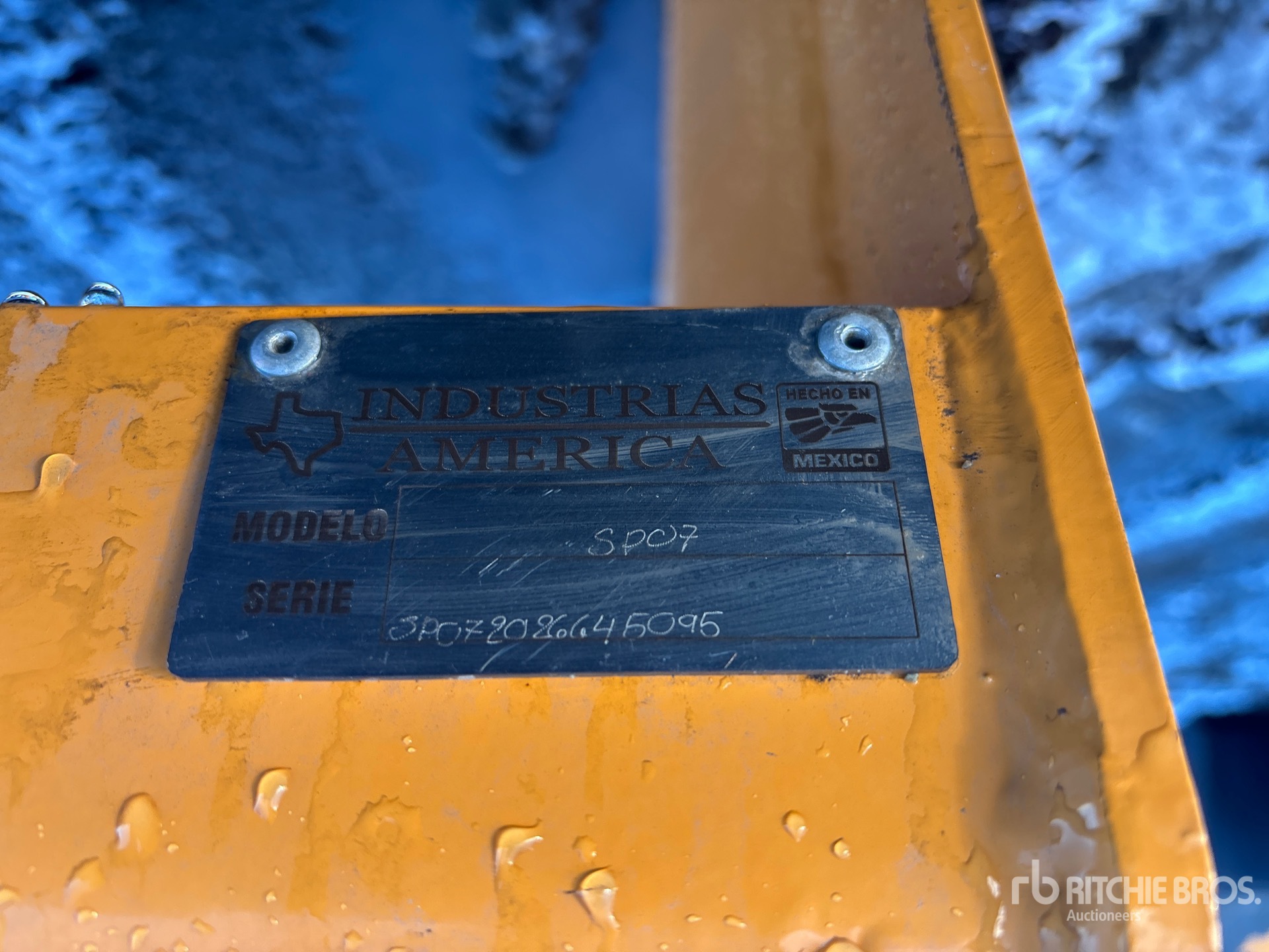 General Appearance with Numéro de série/Numéro d'identification du véhicule automobile