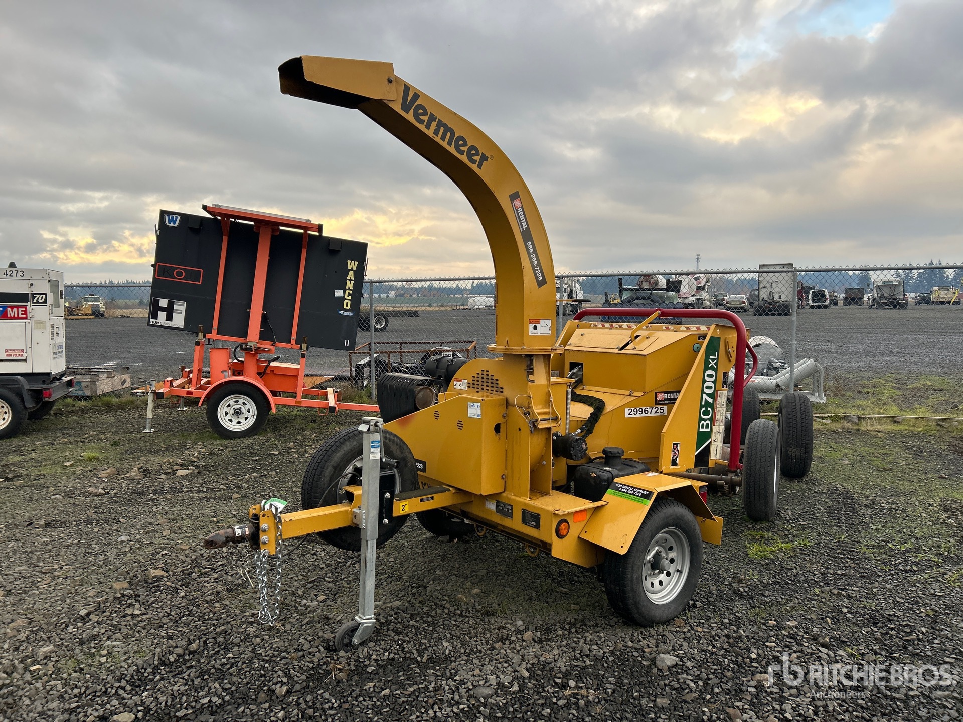 General Appearance with Featured Photo