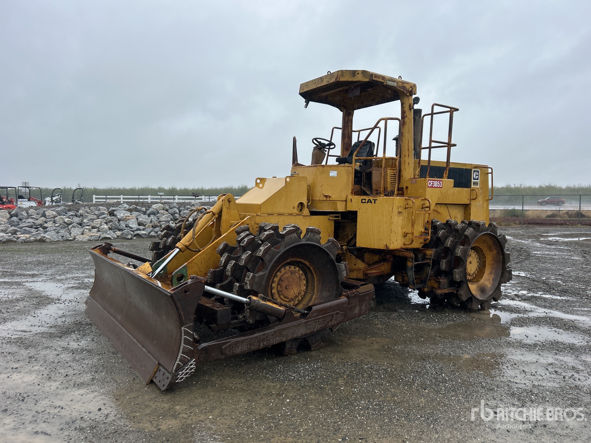 General Appearance with Picture, Left Front Corner