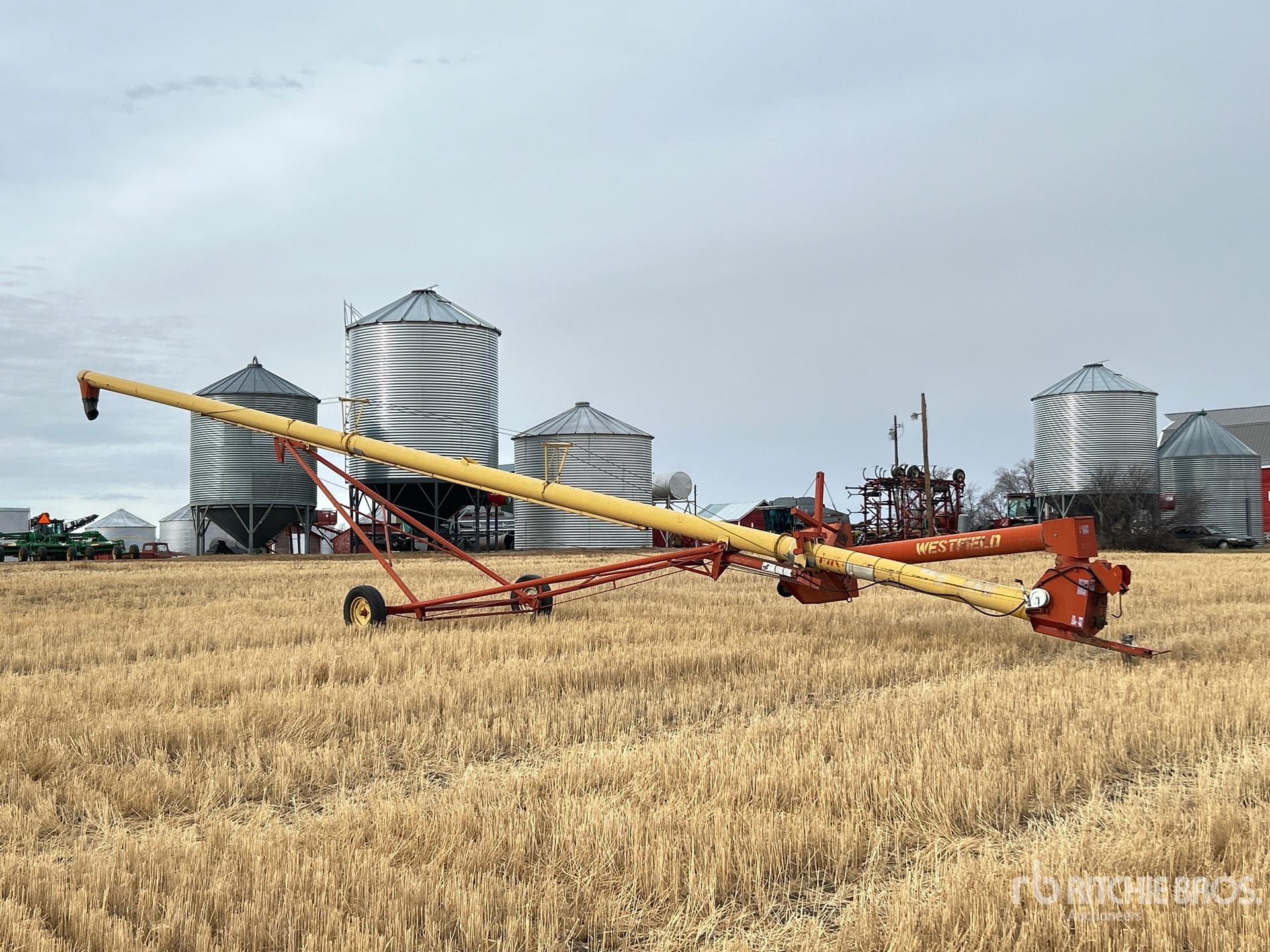 General Appearance with Bild, Ecke vorne rechts