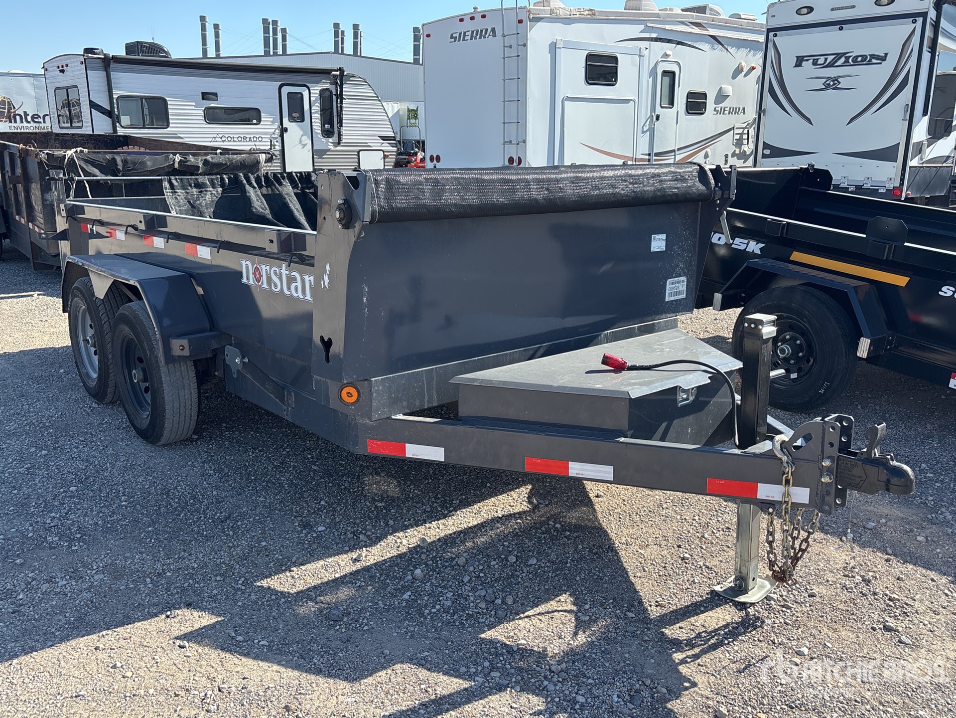 General Appearance with Picture, Right Front Corner