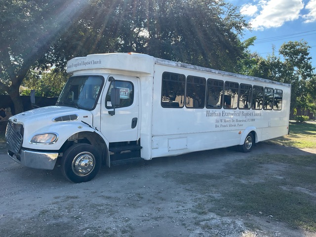 2015 Freightliner FL 106 4x2 41-Seat Transit Bus