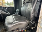 Cab with Seats/armrests