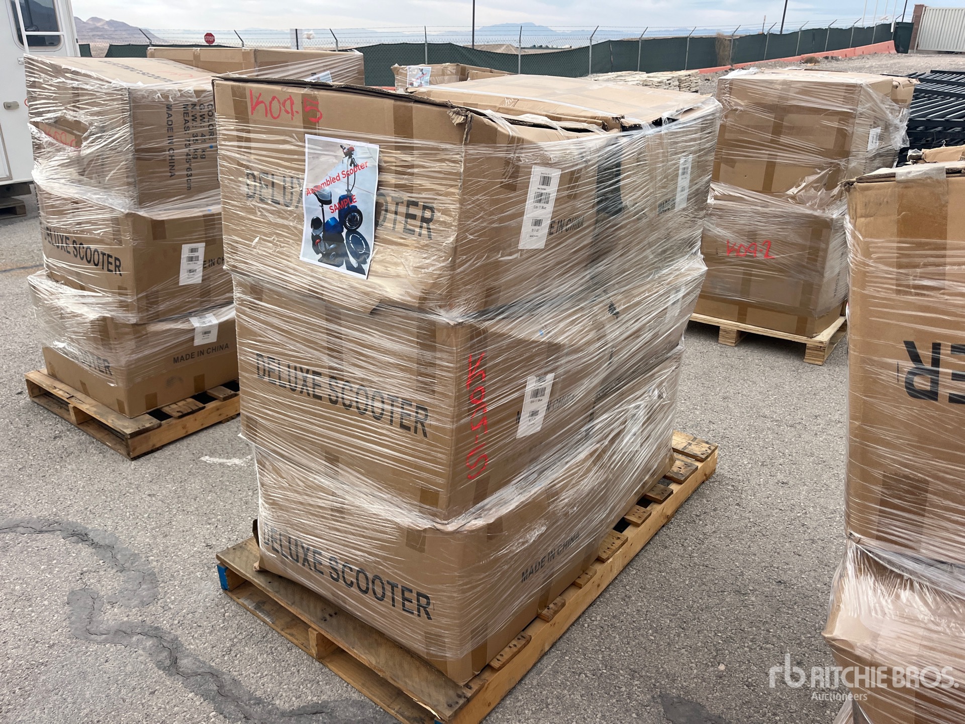 General Appearance with Bild, Ecke hinten links