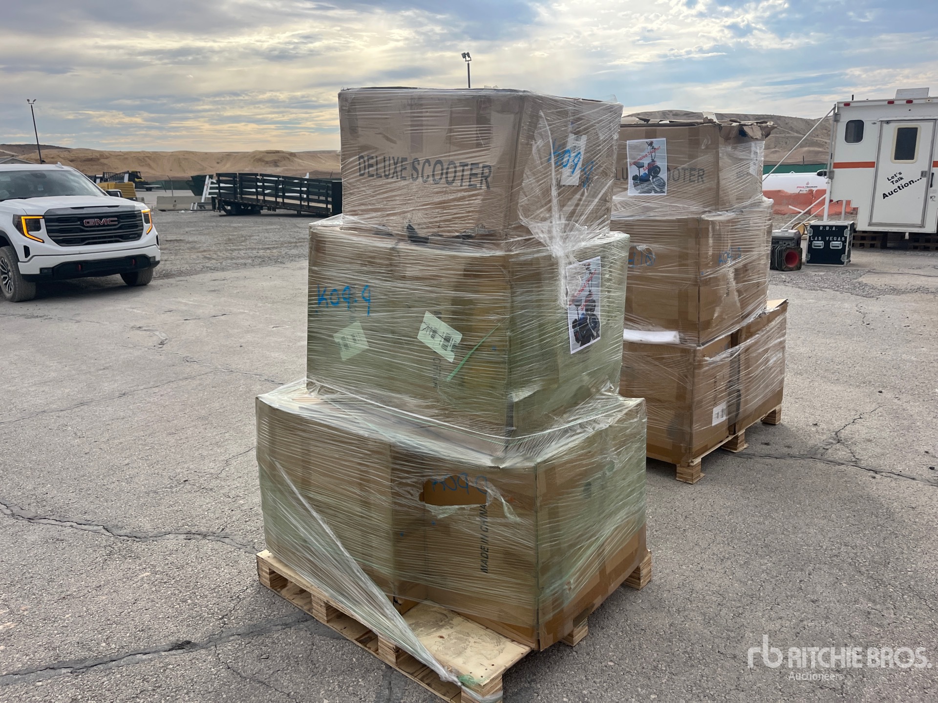 General Appearance with Bild, Ecke hinten links