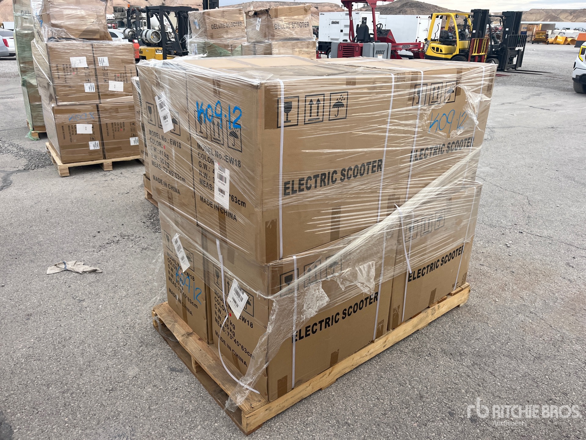 General Appearance with Bild, Ecke vorne rechts