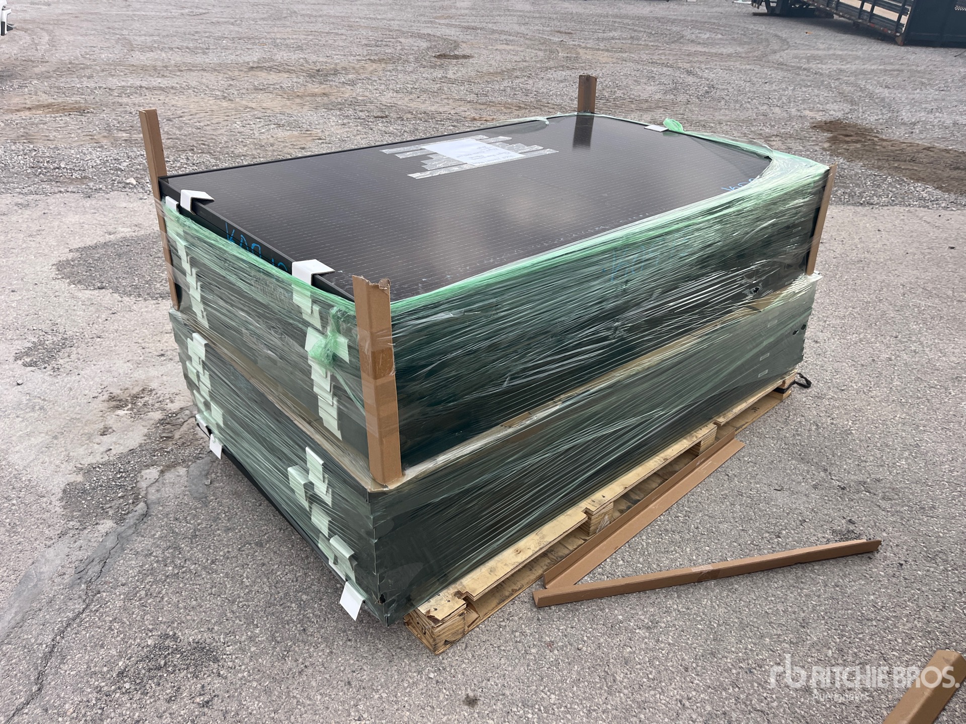 General Appearance with Bild, Ecke hinten links