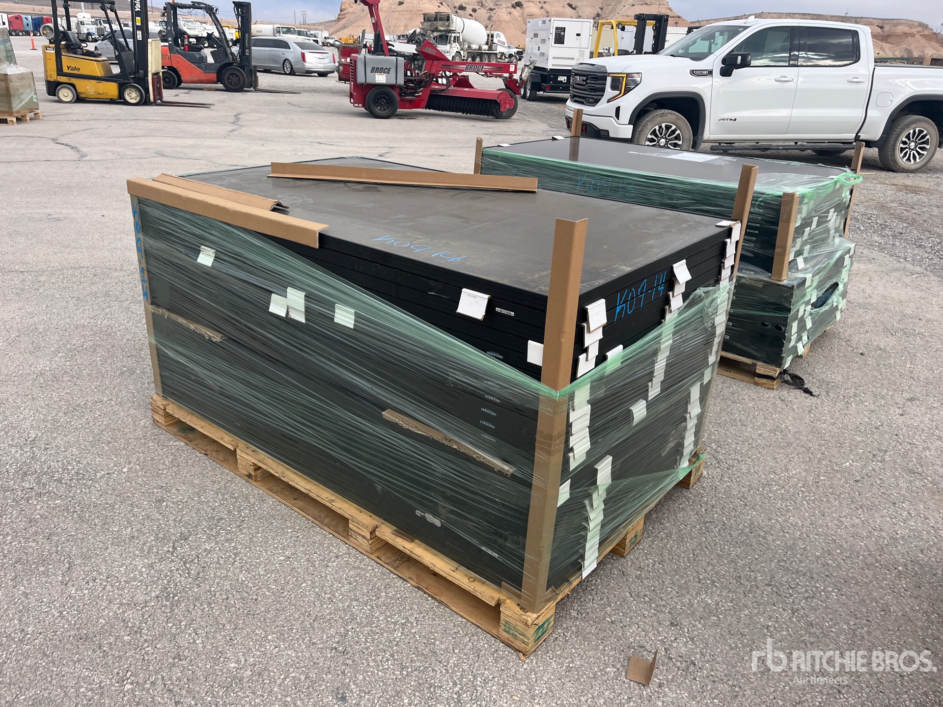 General Appearance with Bild, Ecke hinten rechts