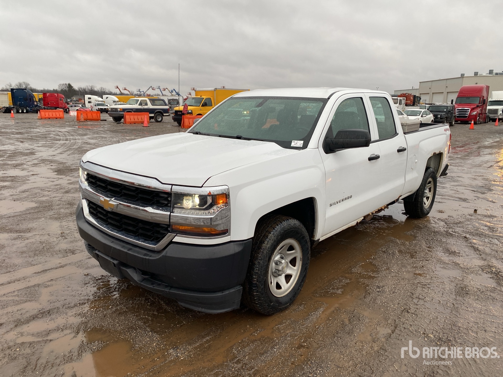 General Appearance with Picture, Left Front Corner