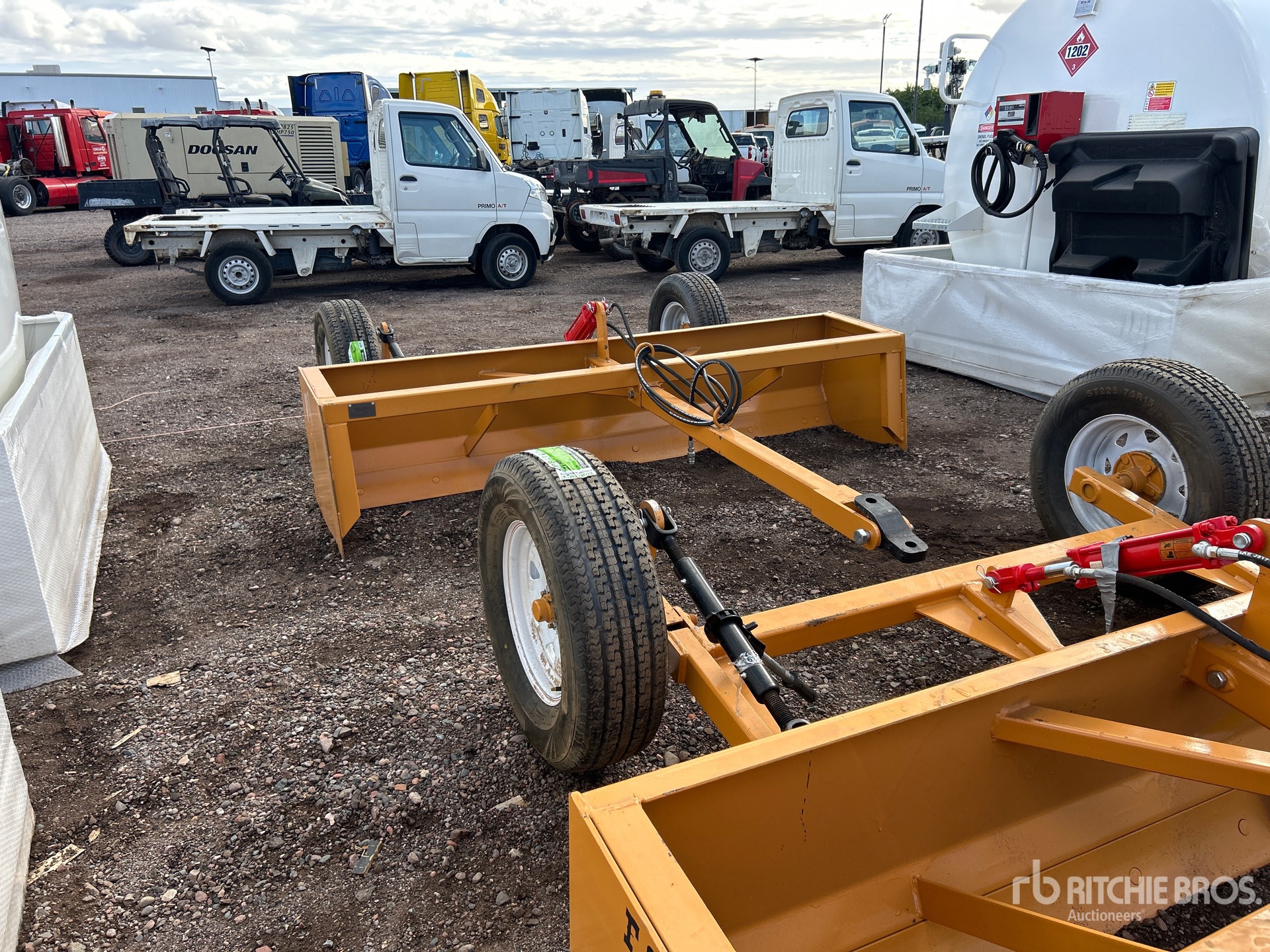 General Appearance with Picture, Left Front Corner