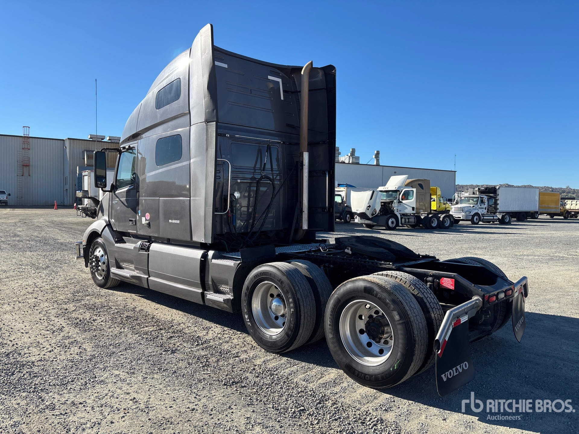 Aspect général with Image, coin arrière gauche