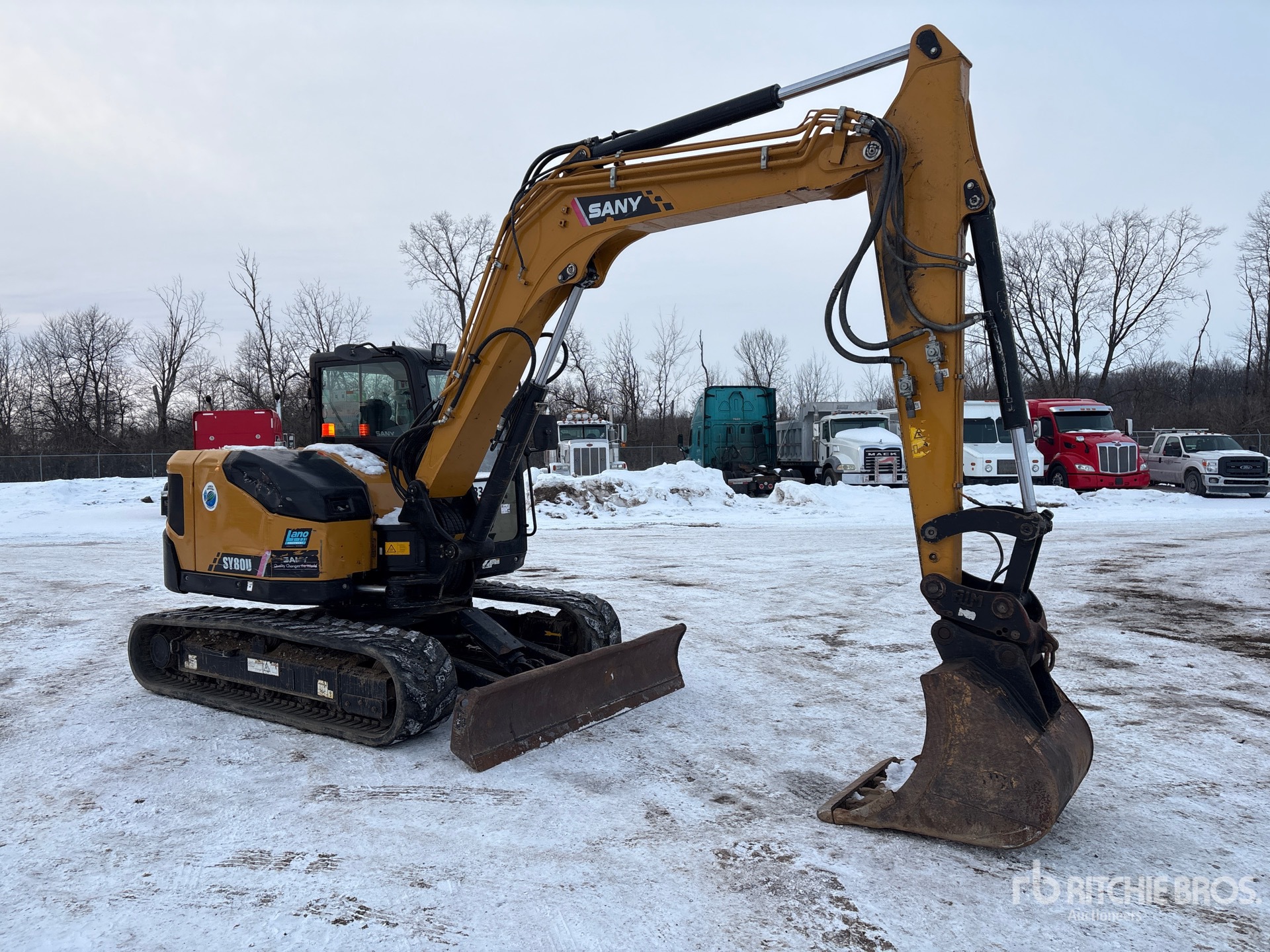 General Appearance with Picture, Right Front Corner