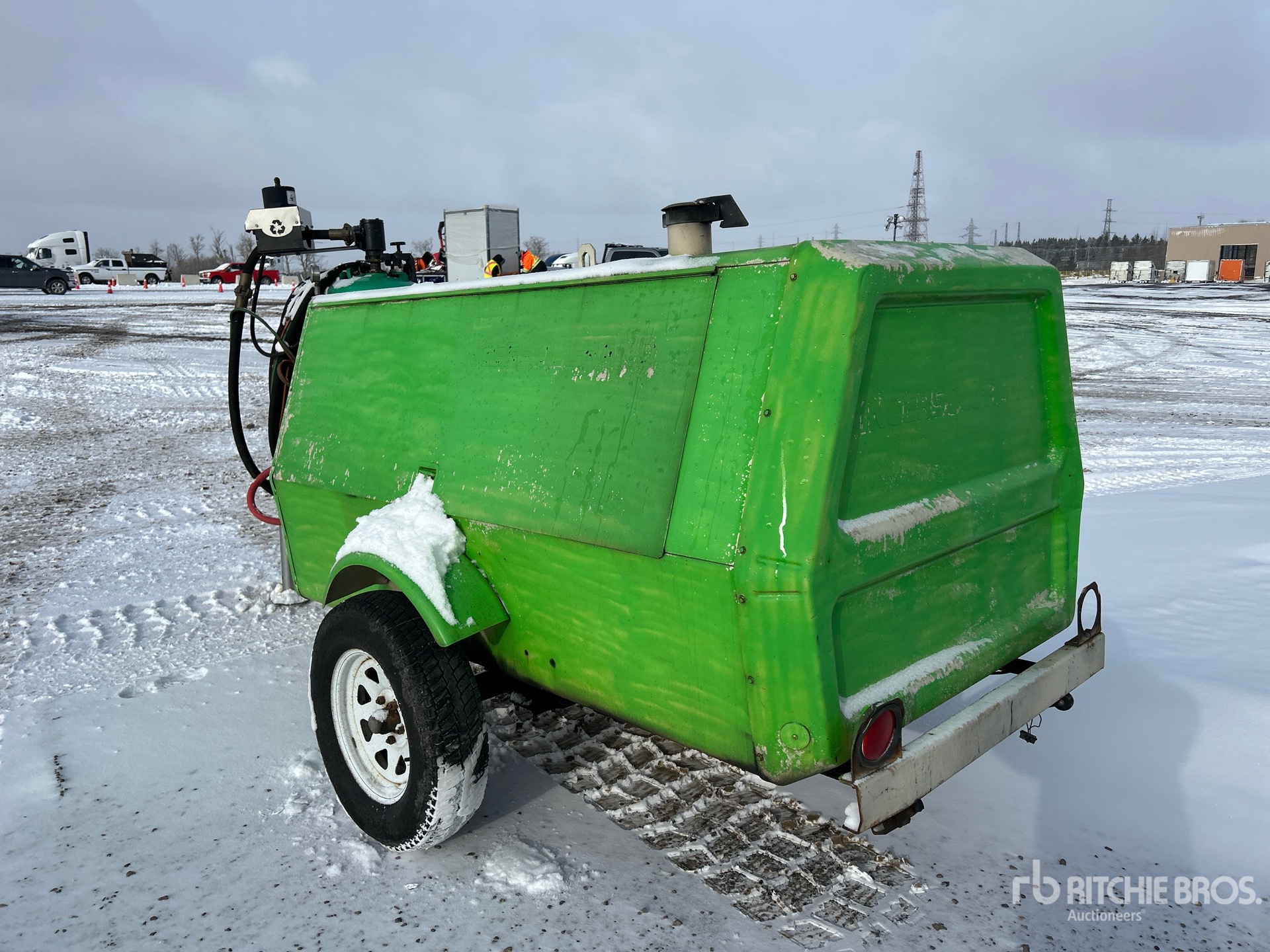 General Appearance with Bild, Ecke hinten links